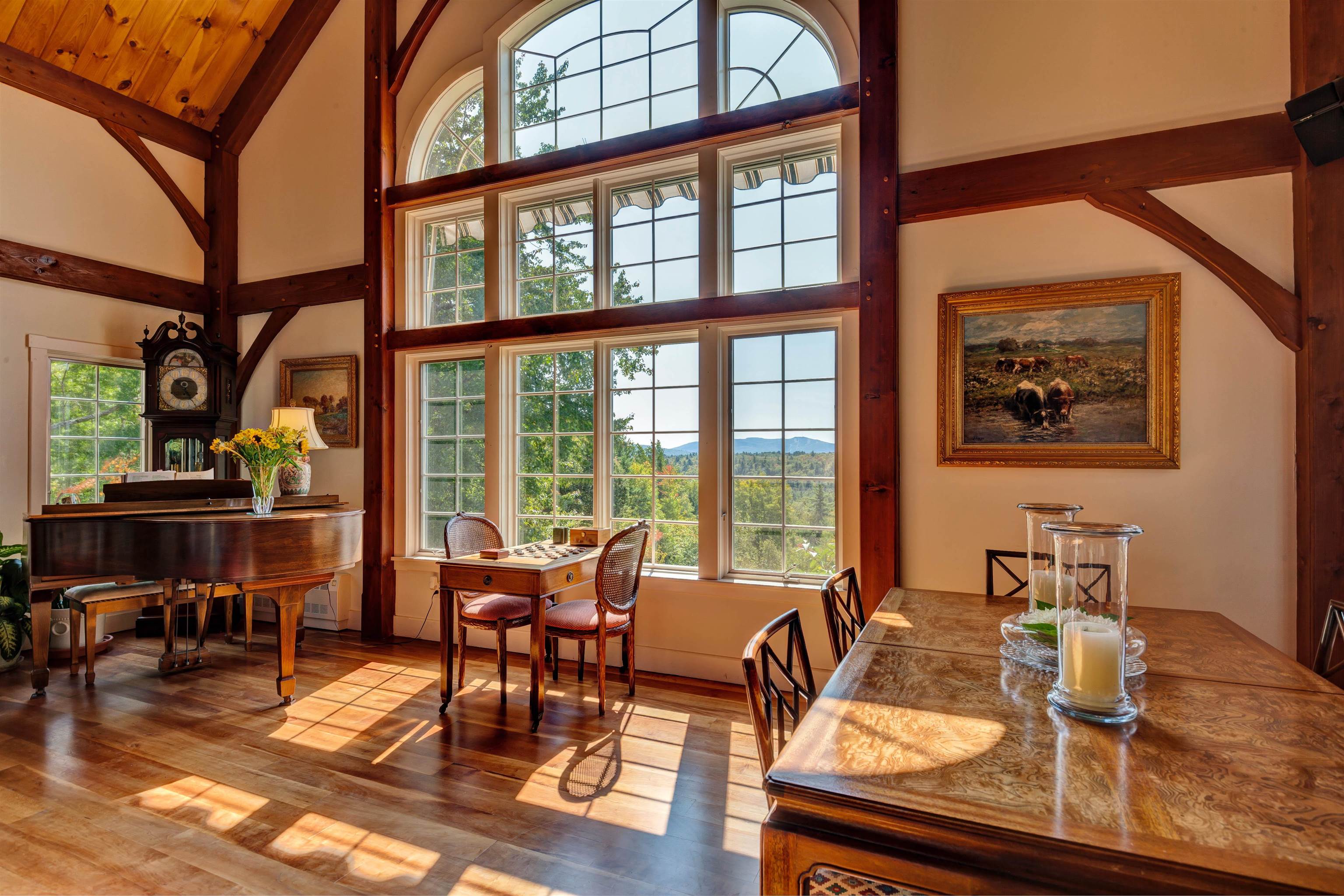216 Woodland Trace