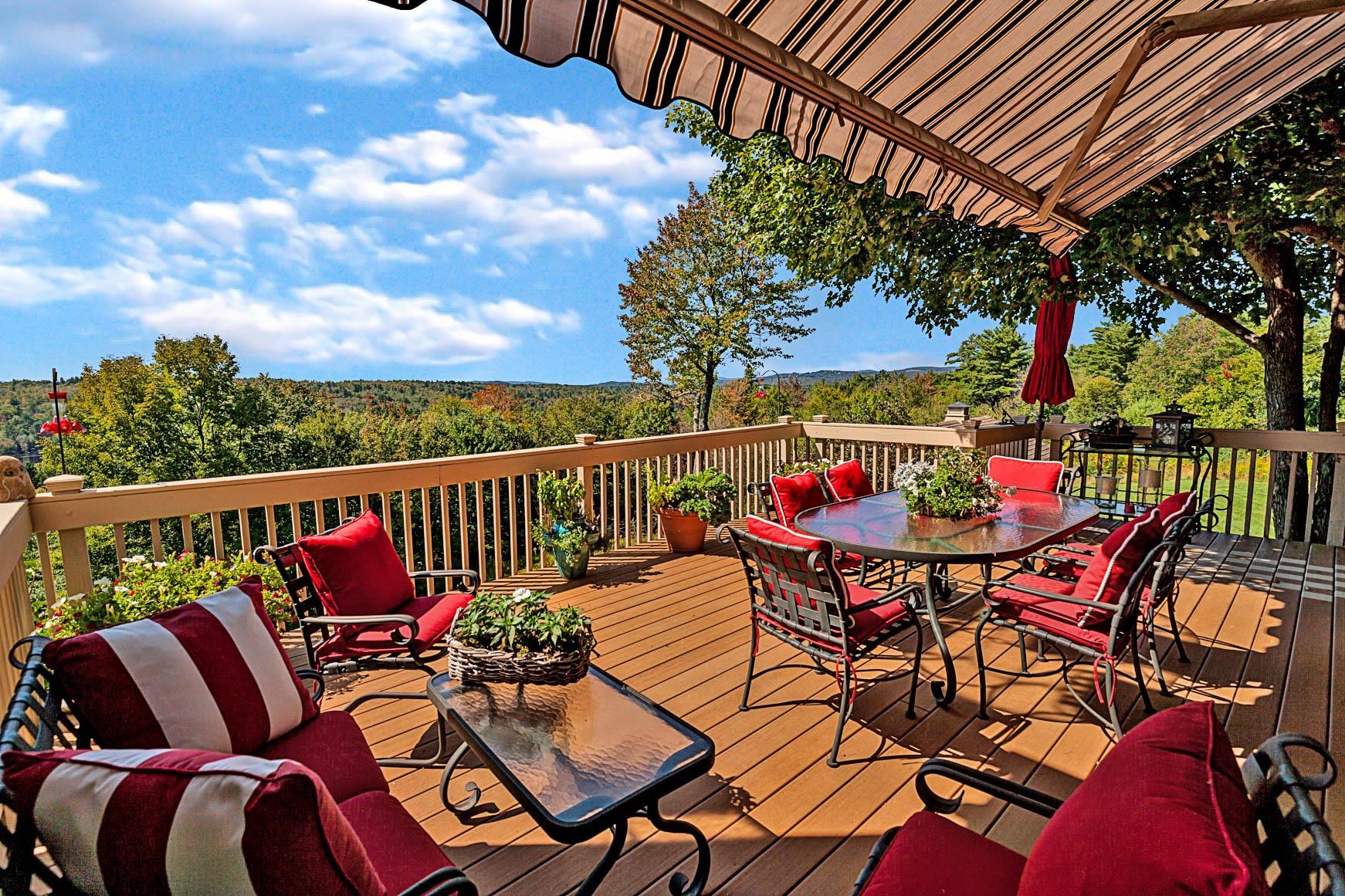 216 Woodland Trace