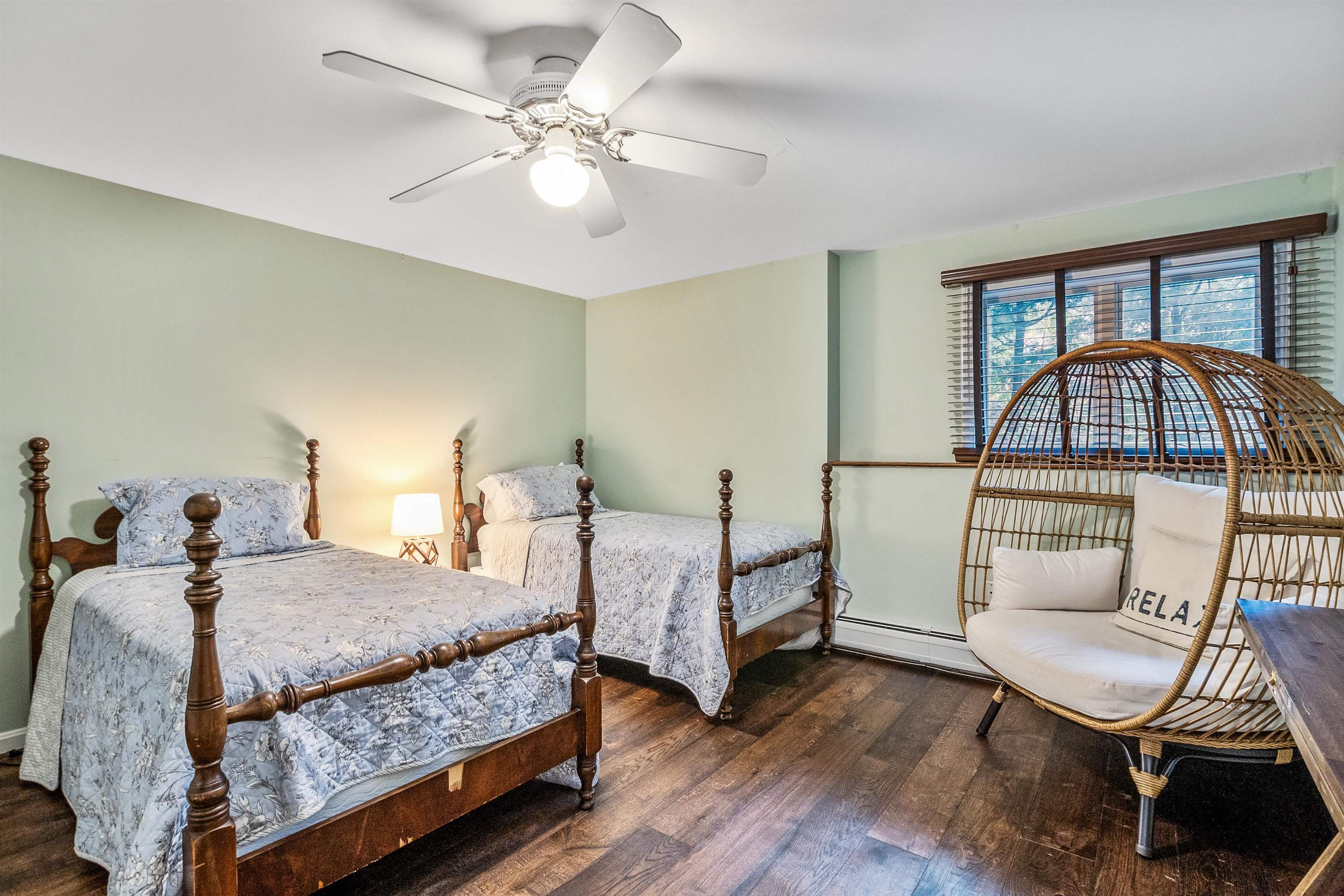 136 Bowles Road