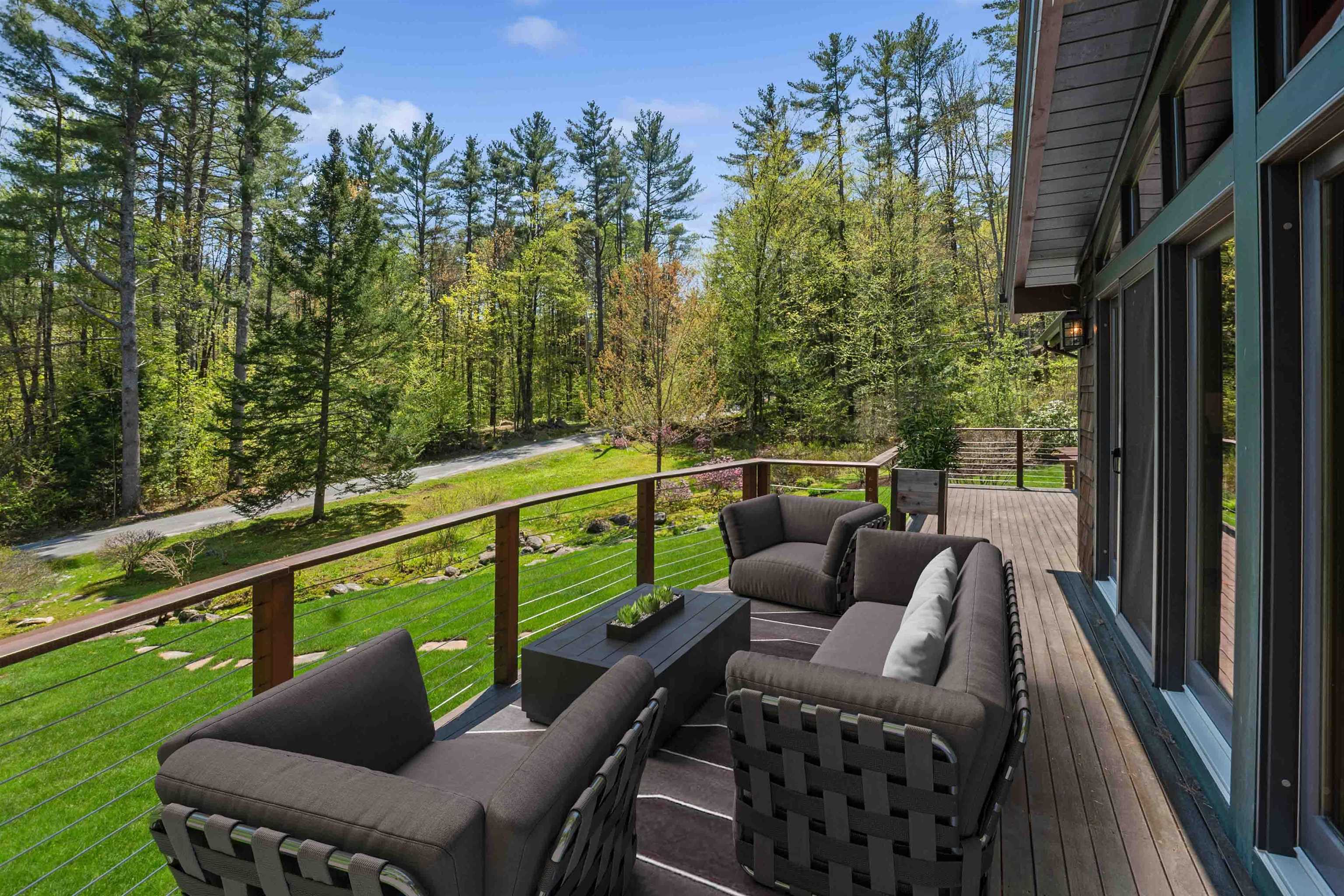 87 Deerpath Road