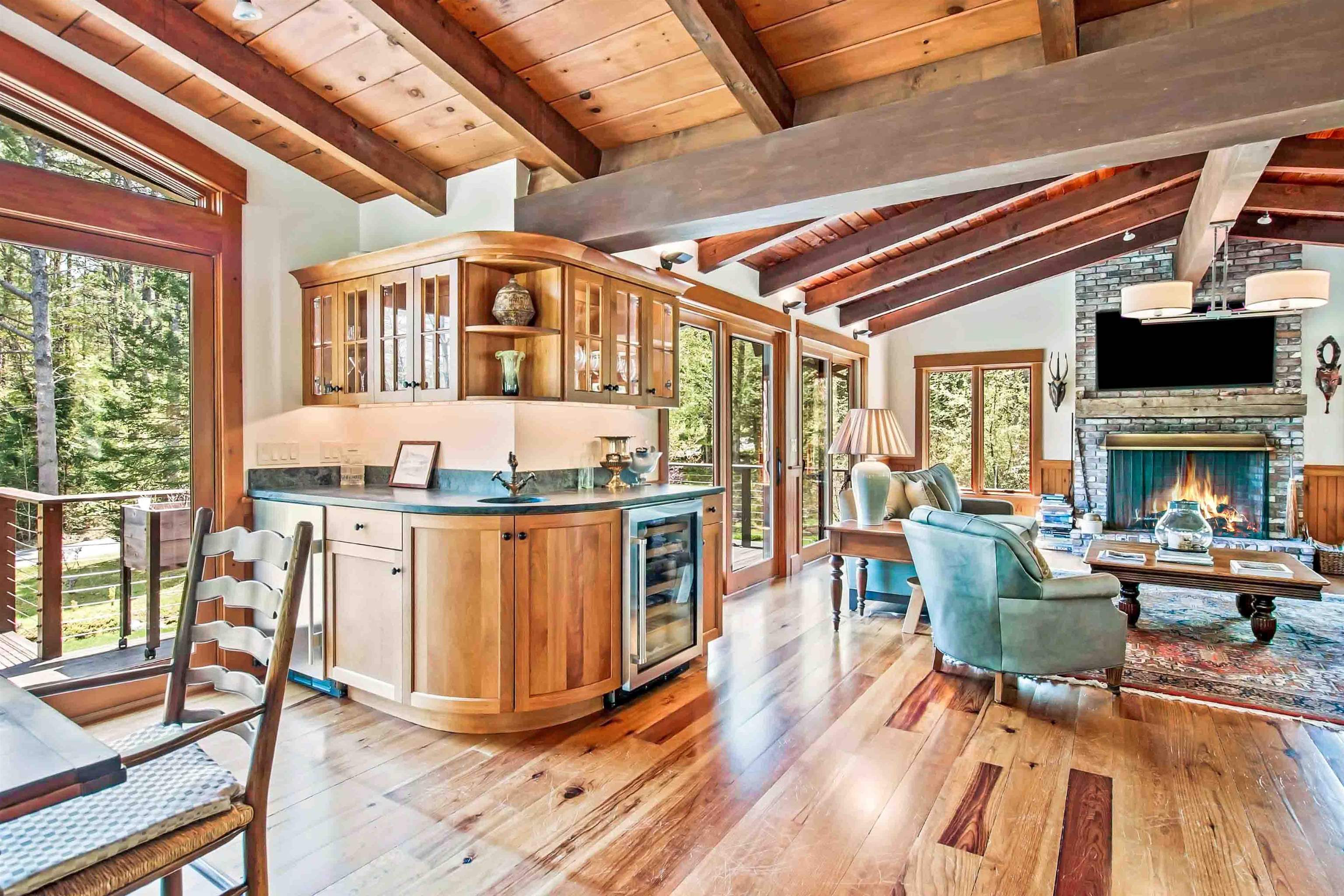 87 Deerpath Road