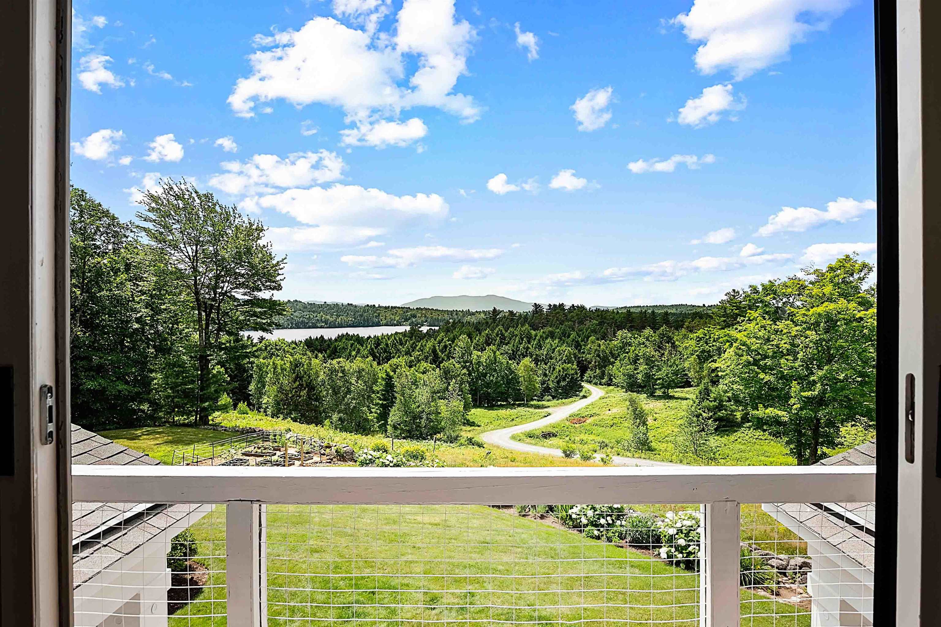 1452 Little Sunapee Road