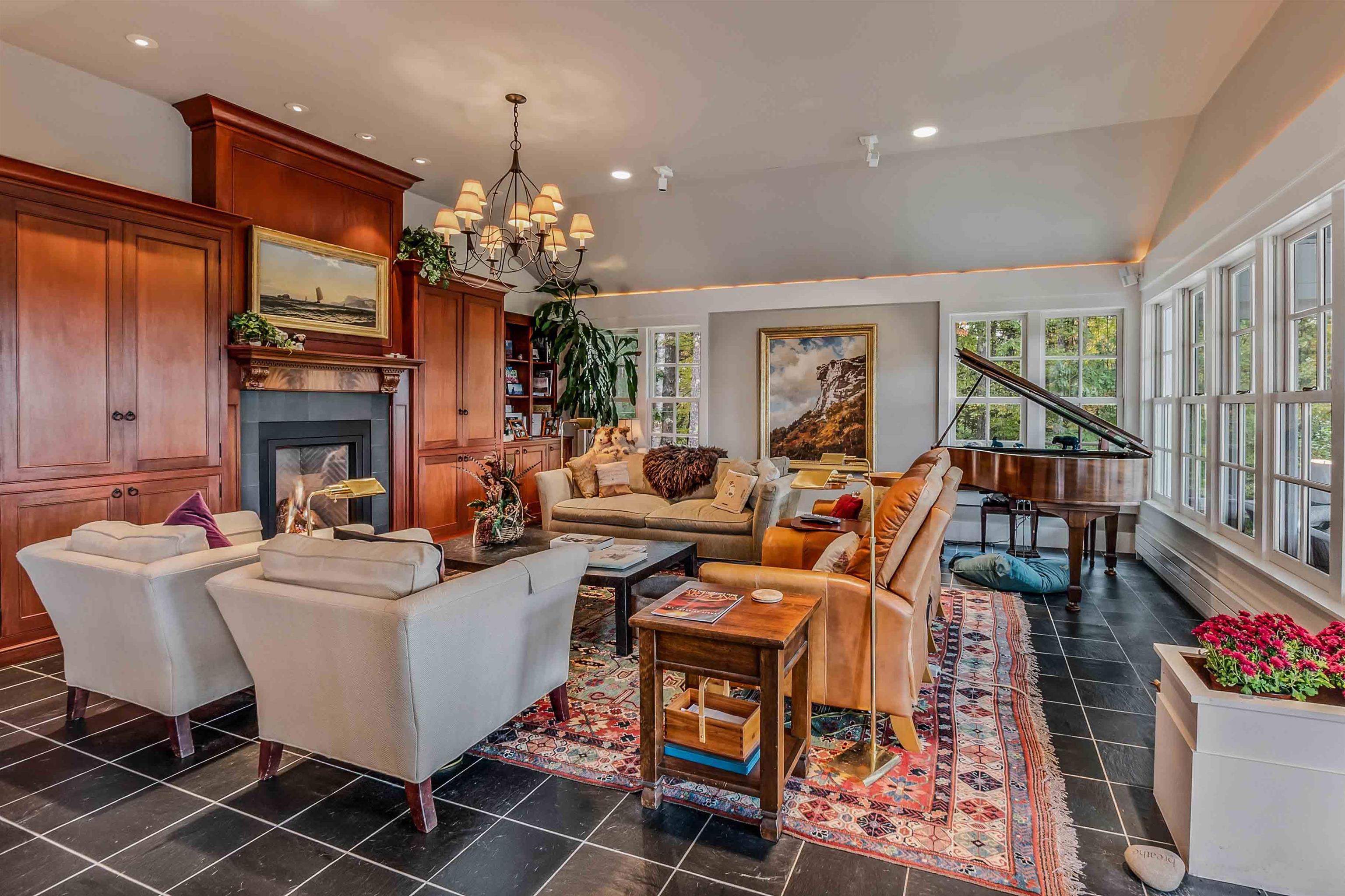 1452 Little Sunapee Road