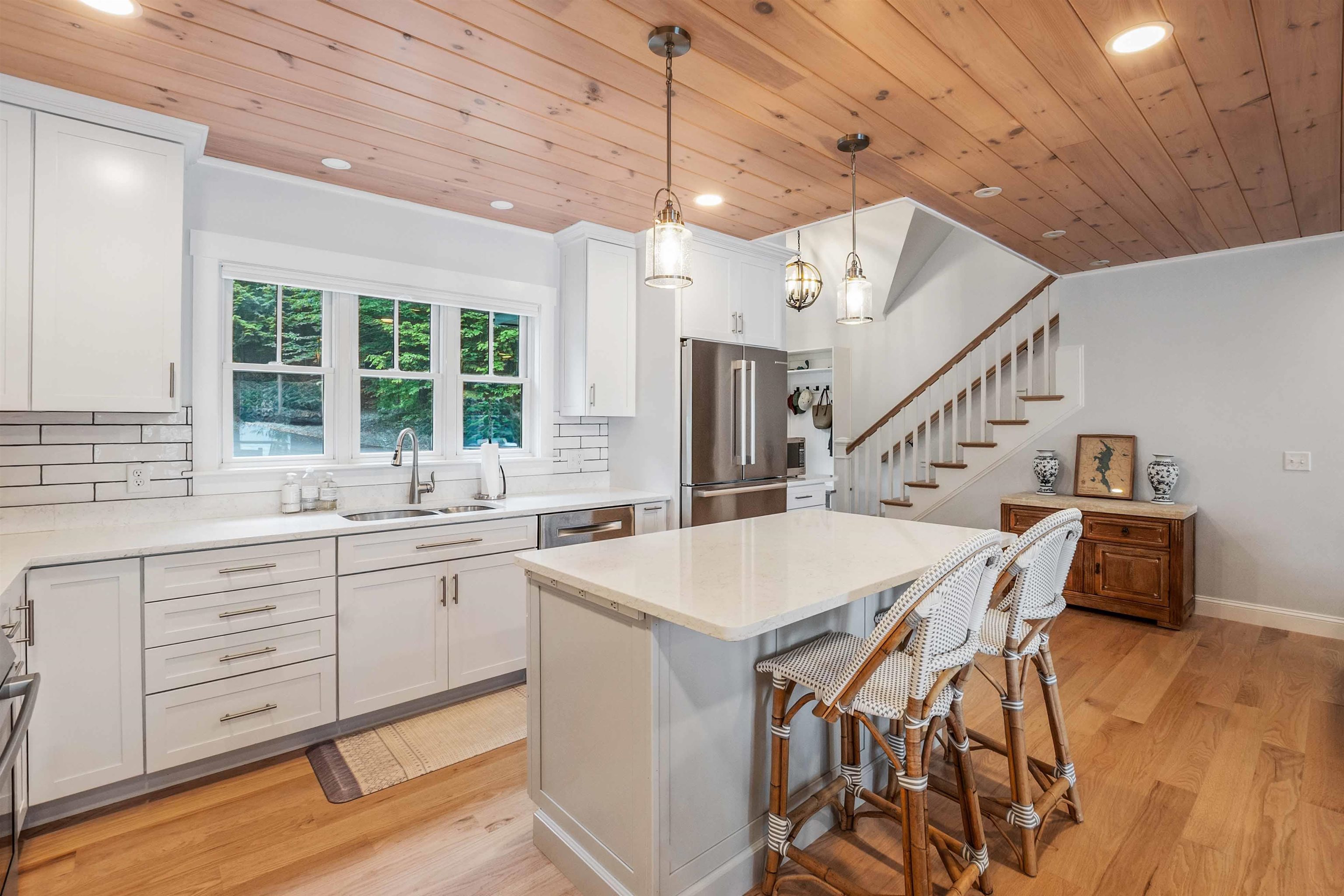 184 Bowles Road