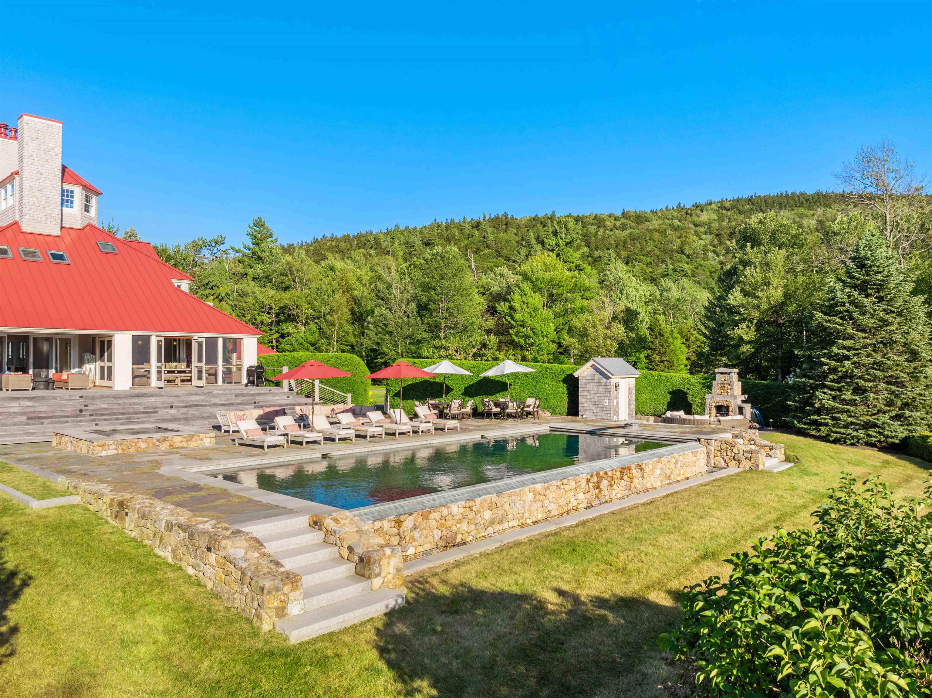 306 Mountain Road