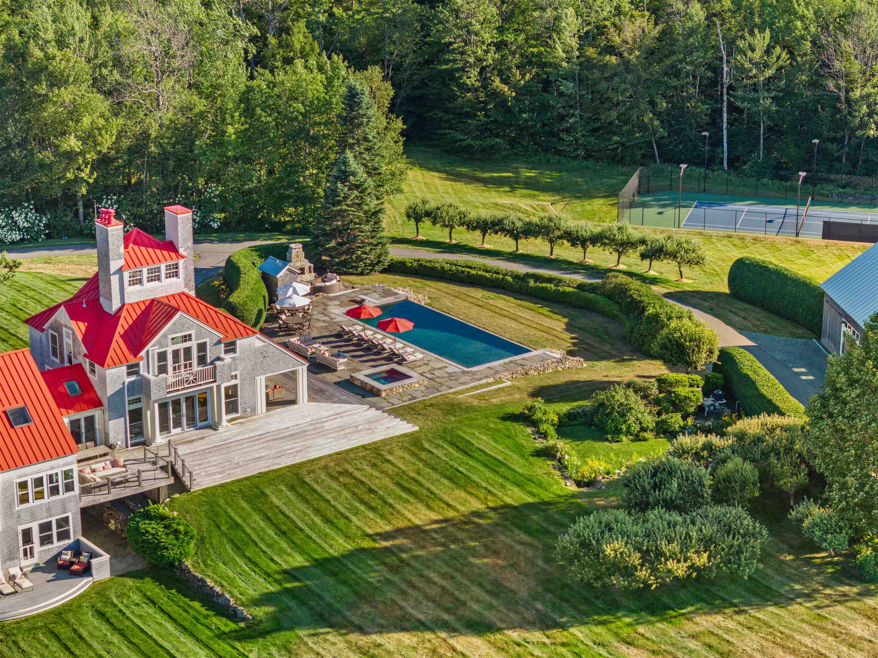 306 Mountain Road