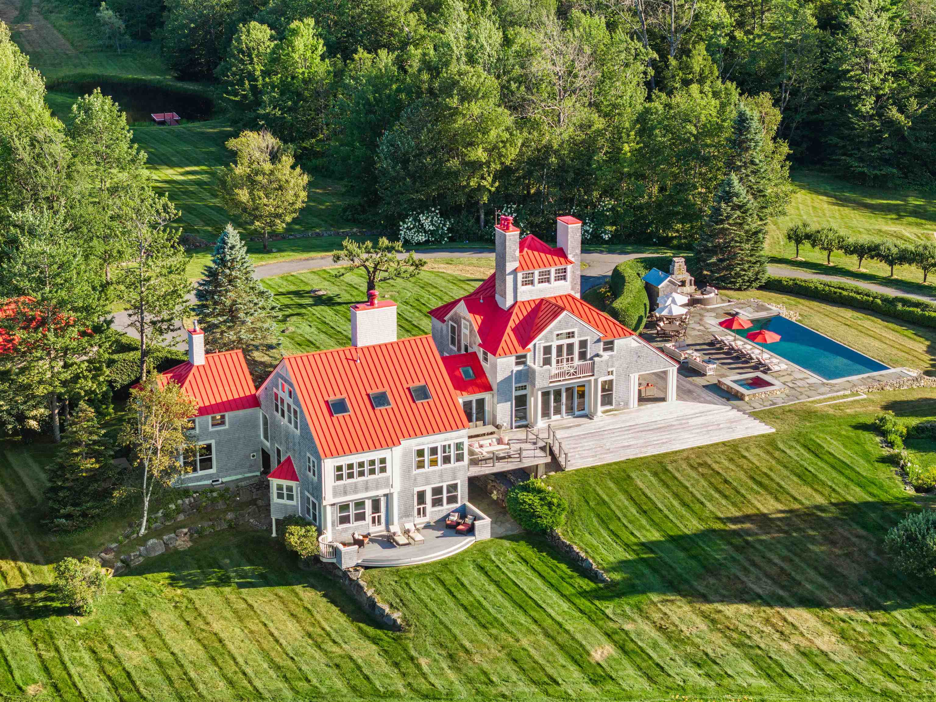 306 Mountain Road