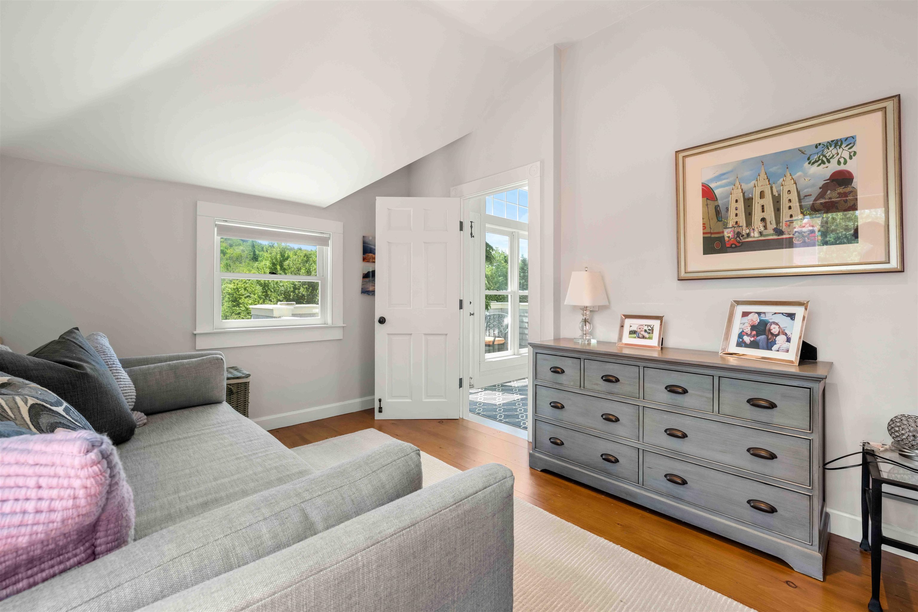 306 Mountain Road