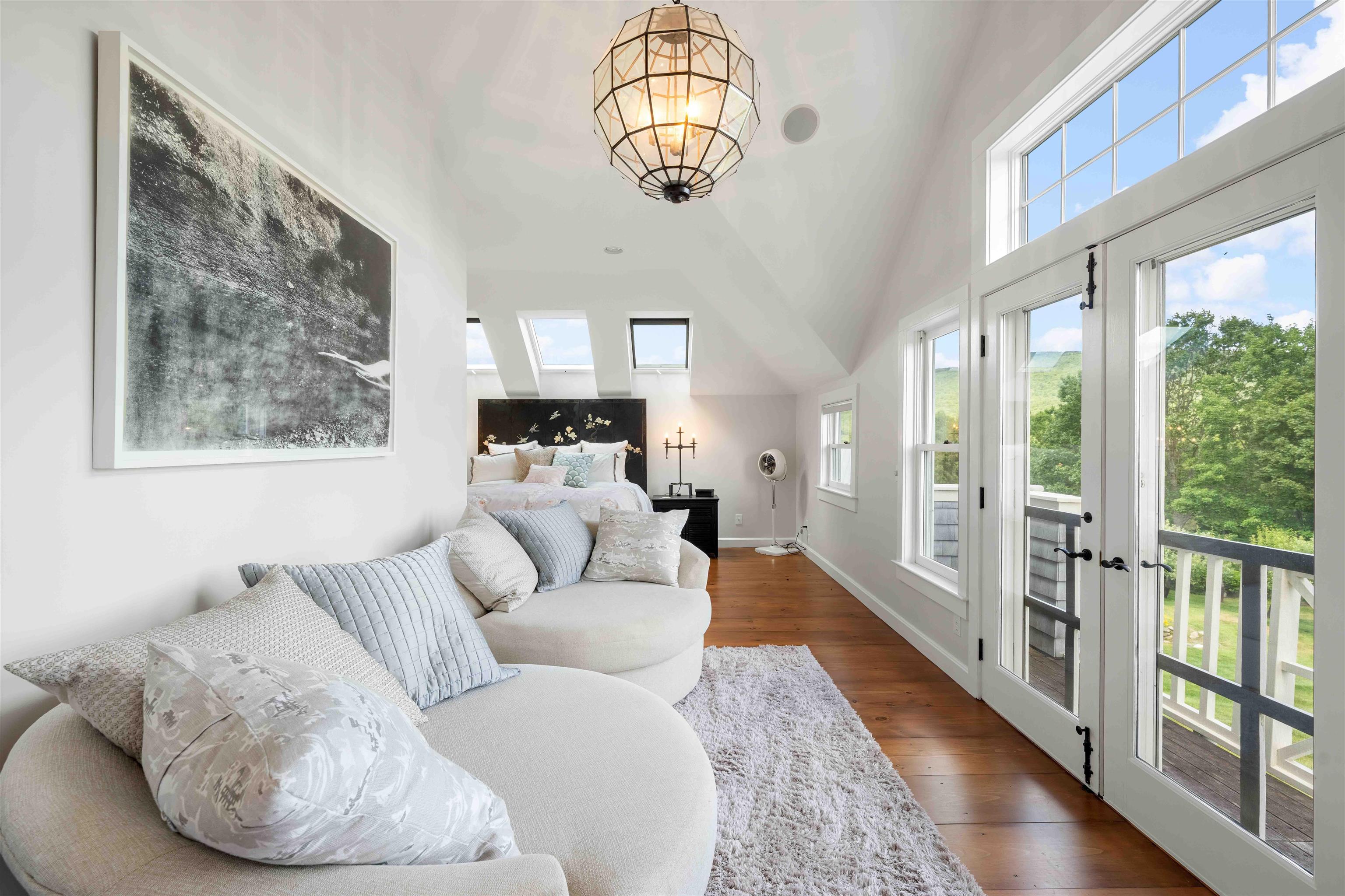 306 Mountain Road