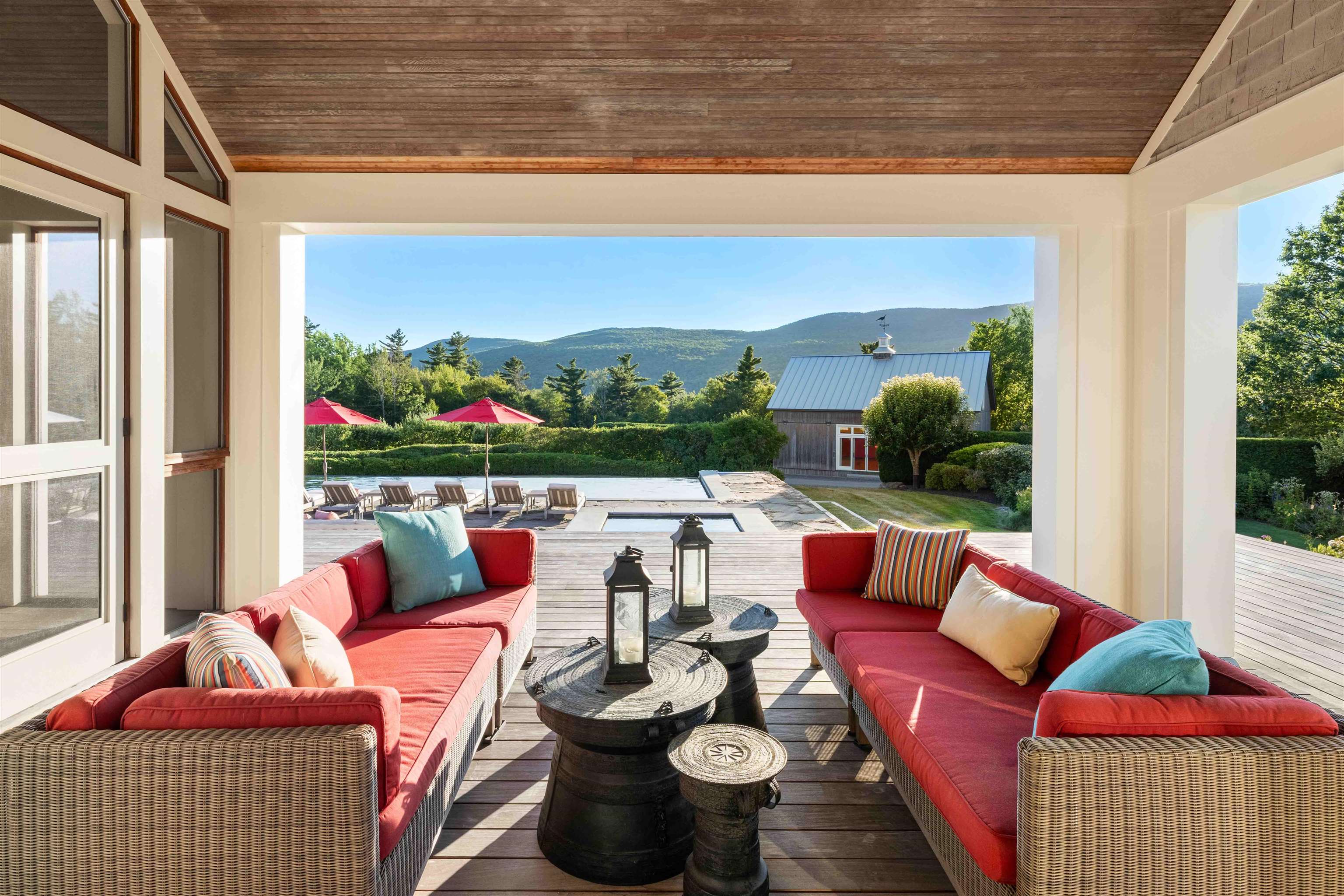 306 Mountain Road