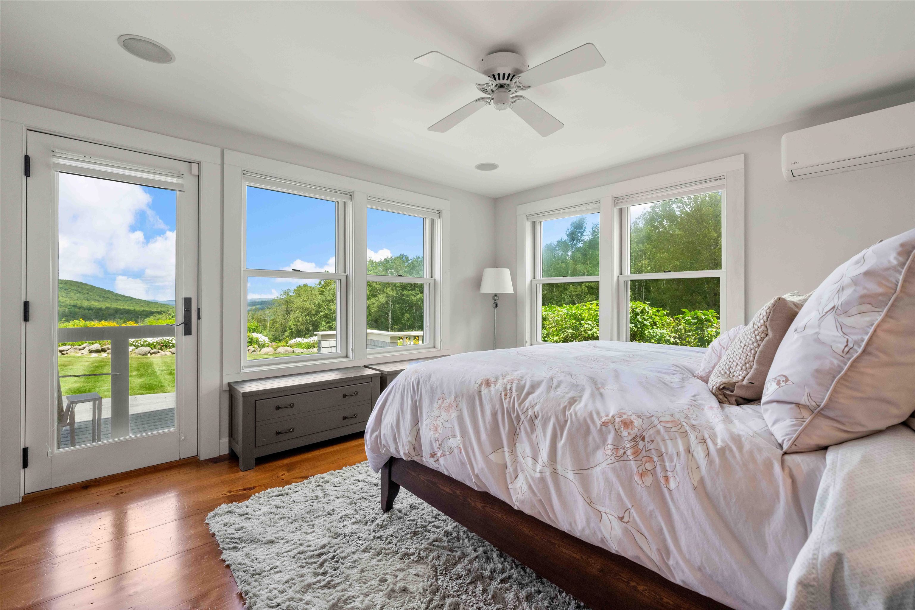 306 Mountain Road