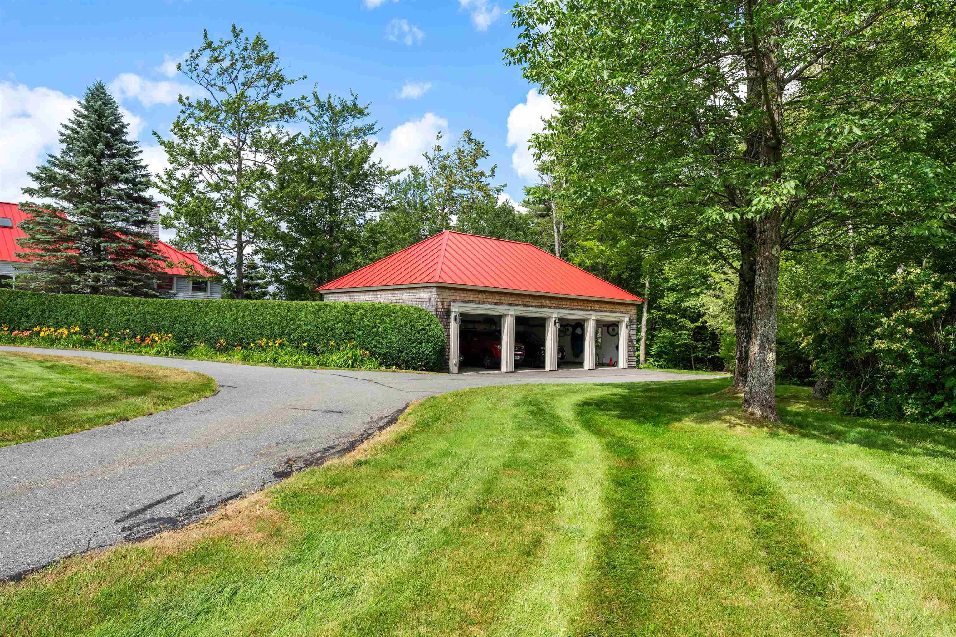 306 Mountain Road
