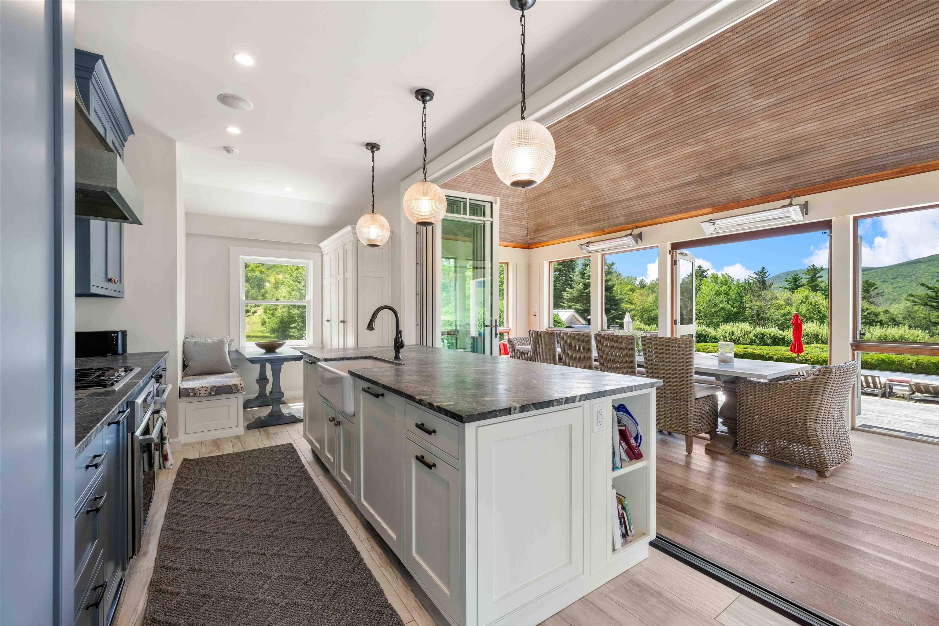 306 Mountain Road
