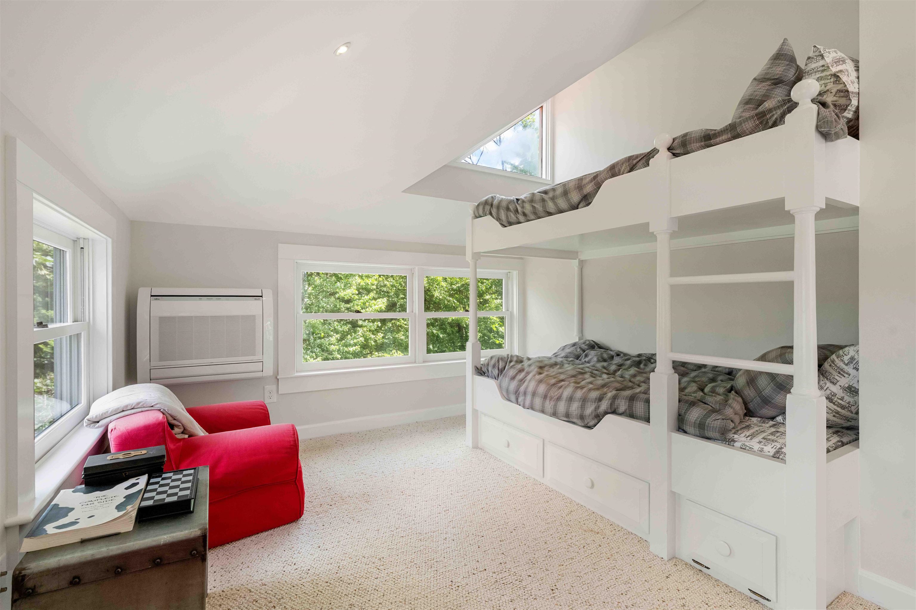 306 Mountain Road