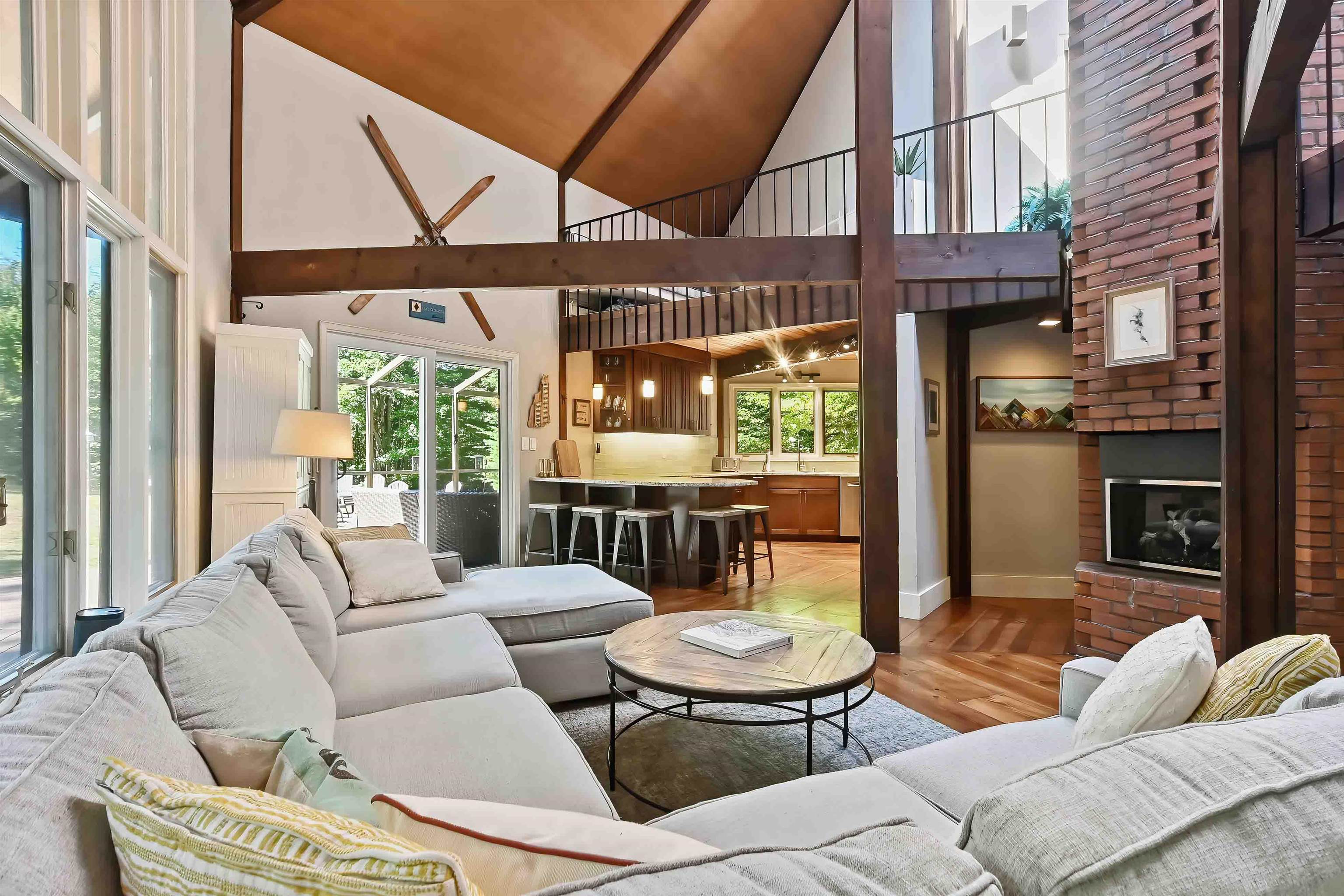 25 Fox Run Road