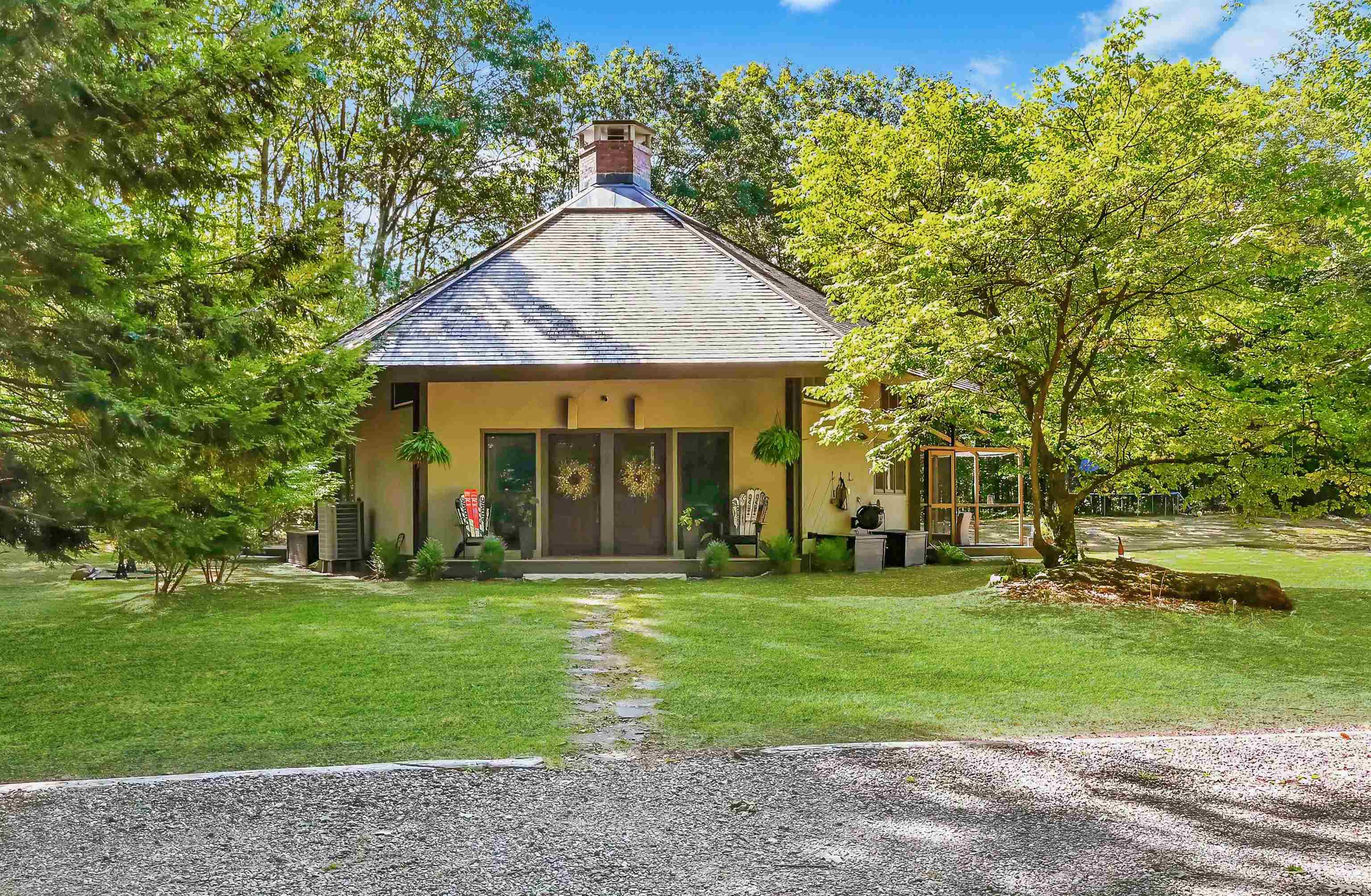 25 Fox Run Road