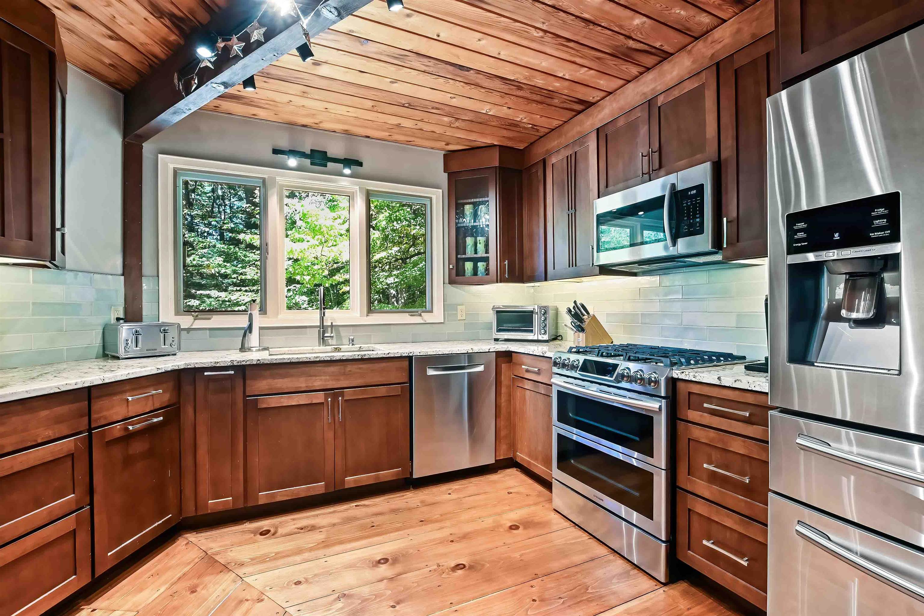25 Fox Run Road