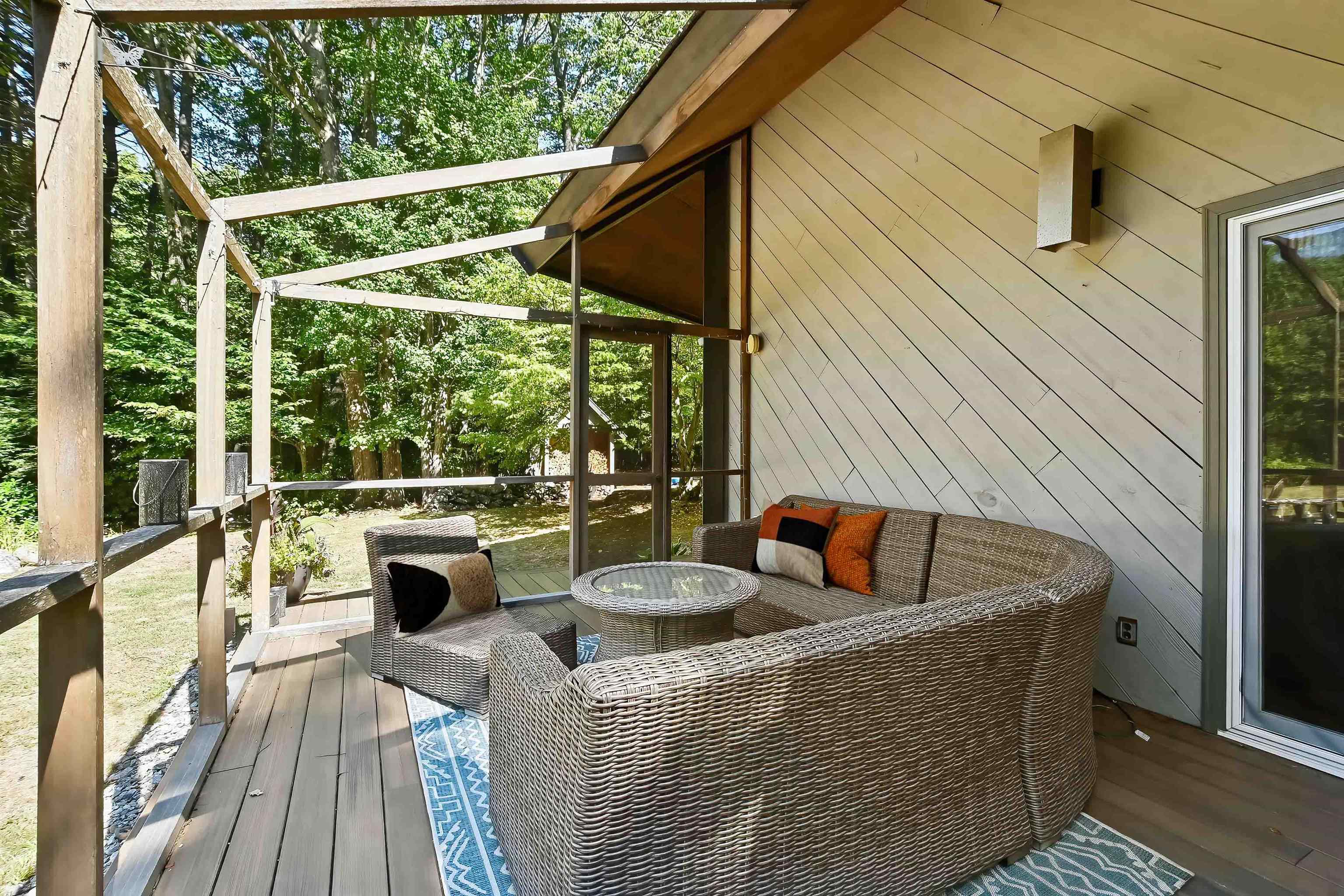 25 Fox Run Road