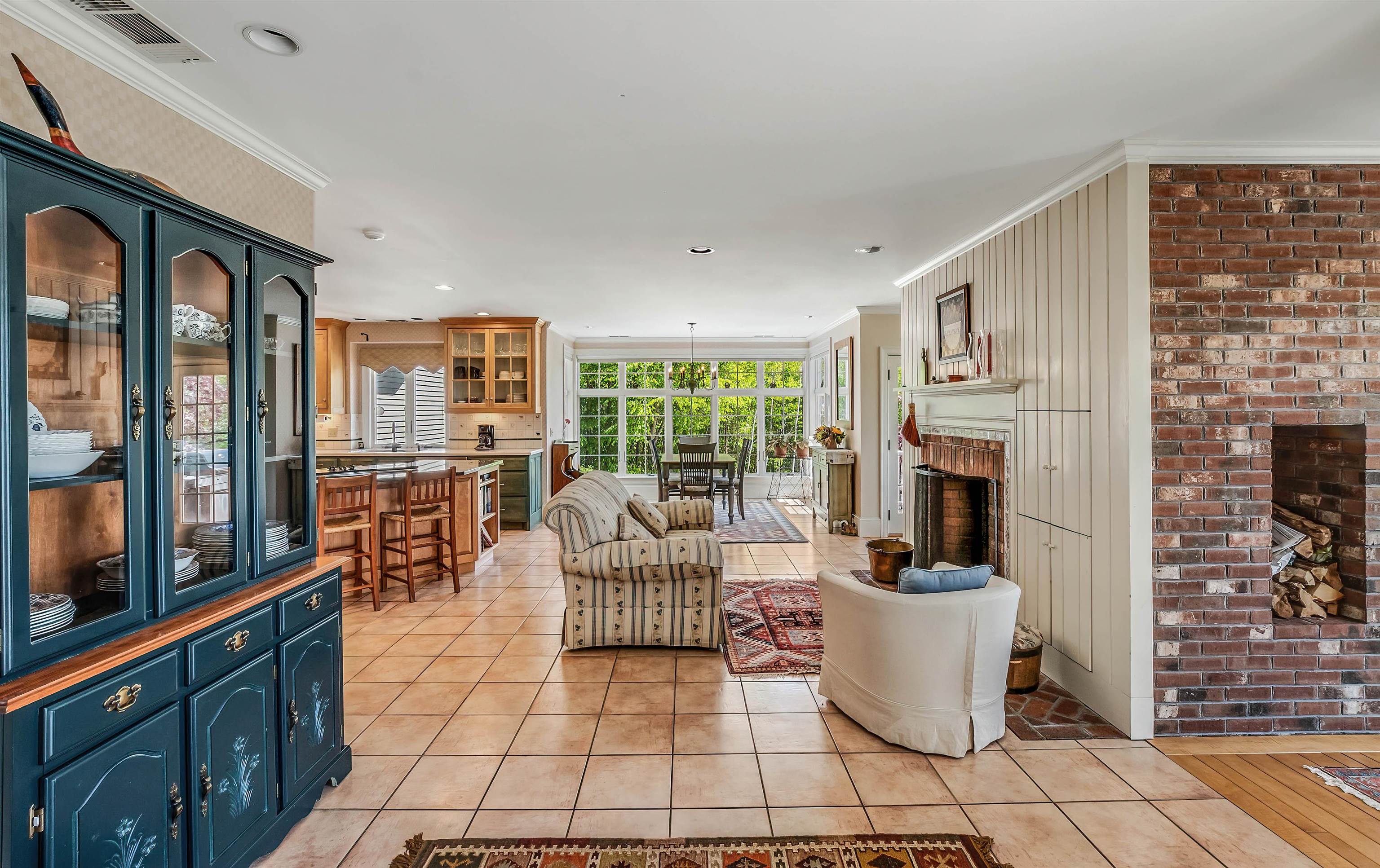 197 Woodland Trace