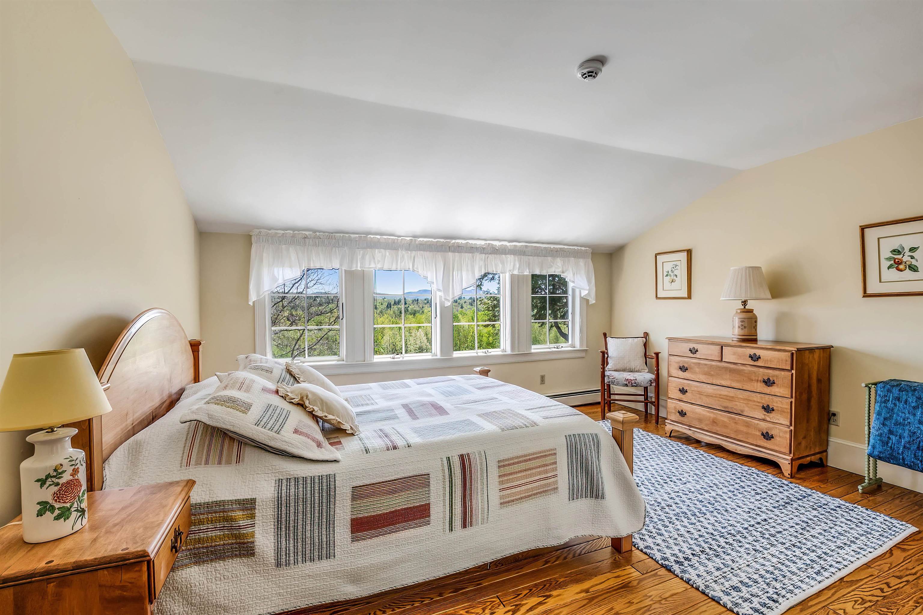 197 Woodland Trace