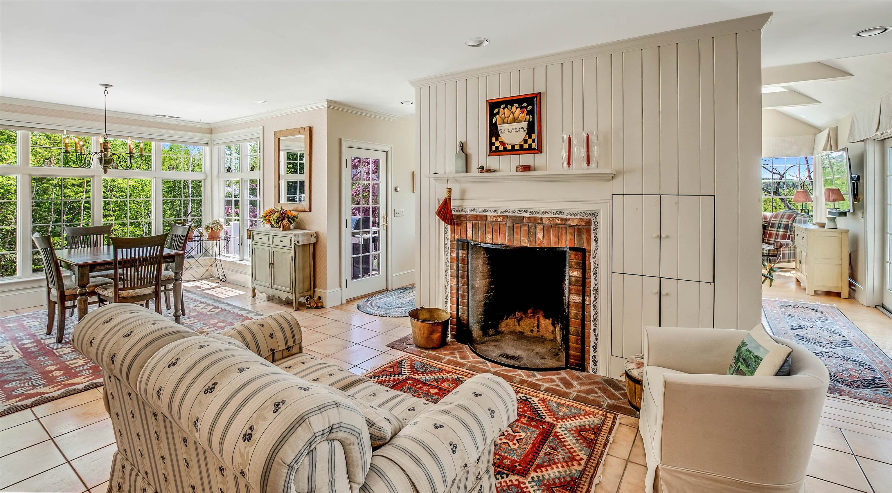197 Woodland Trace