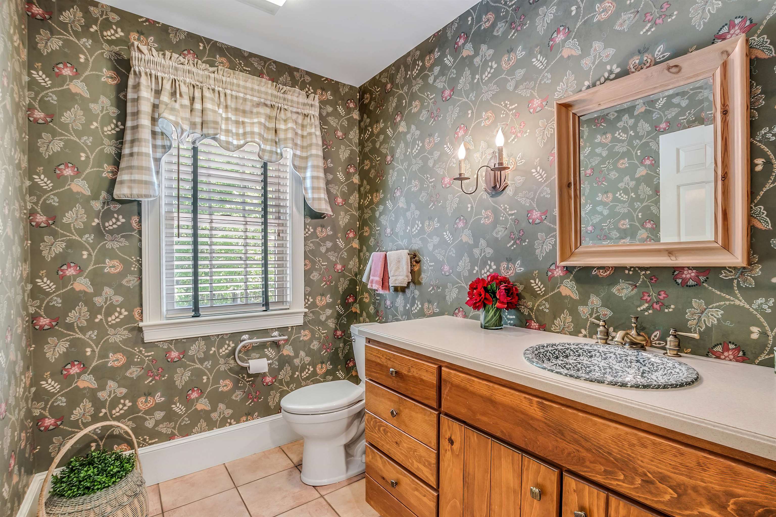 197 Woodland Trace