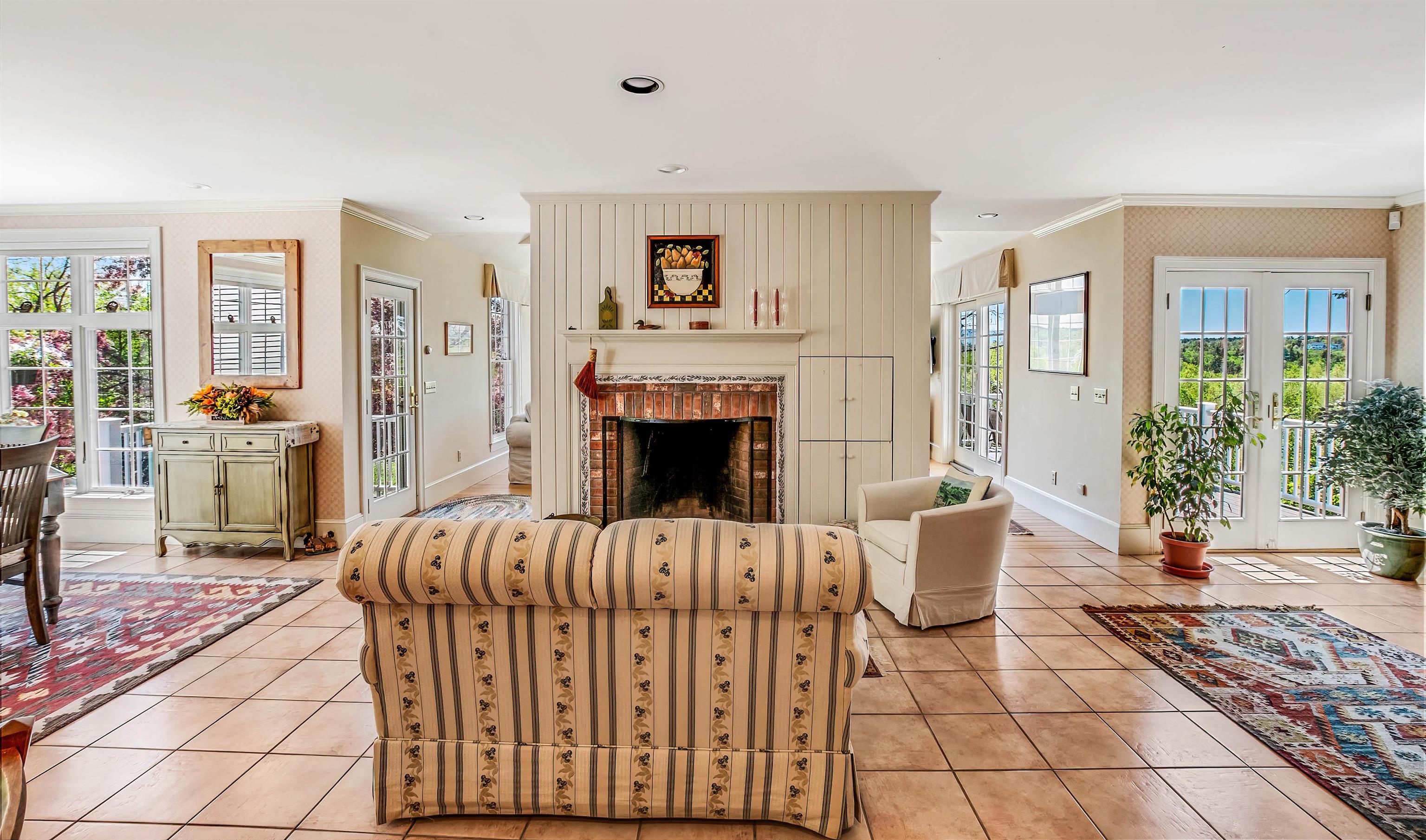 197 Woodland Trace