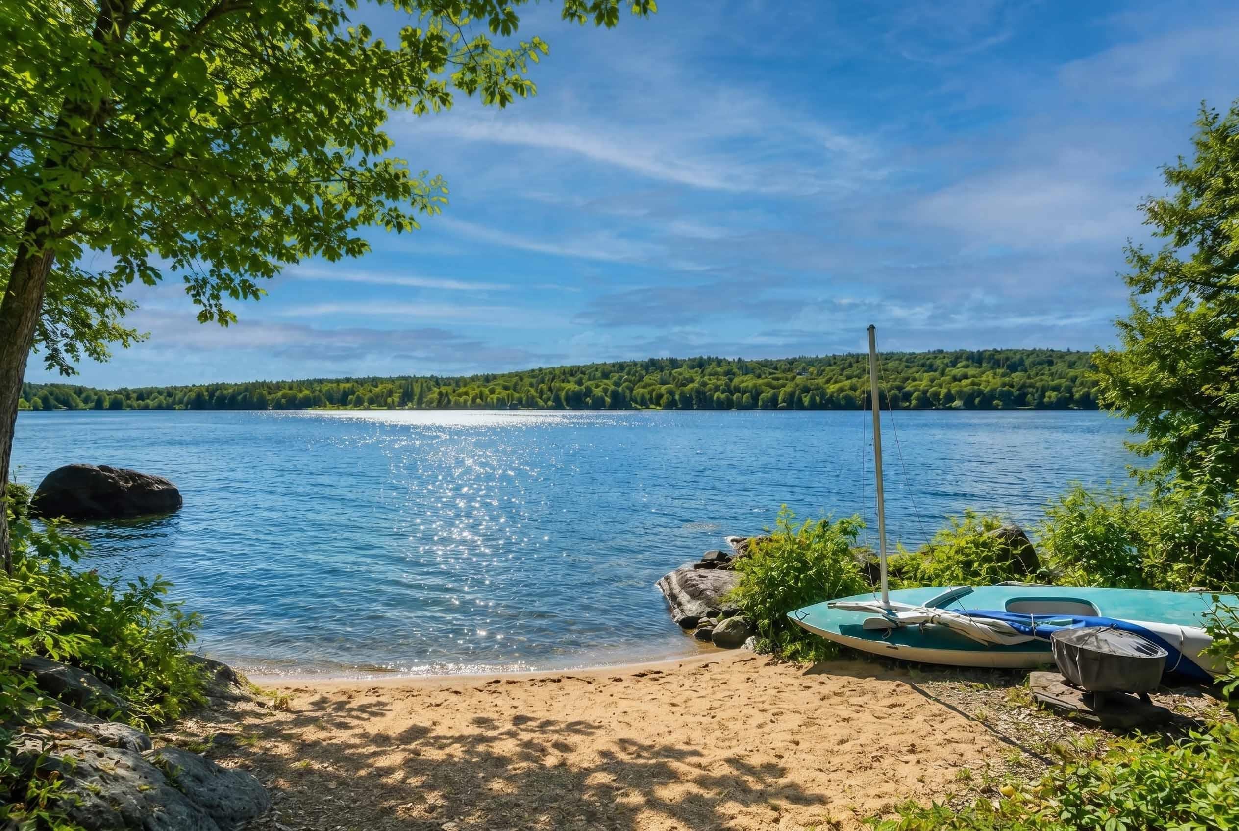 986 Lakeshore Drive