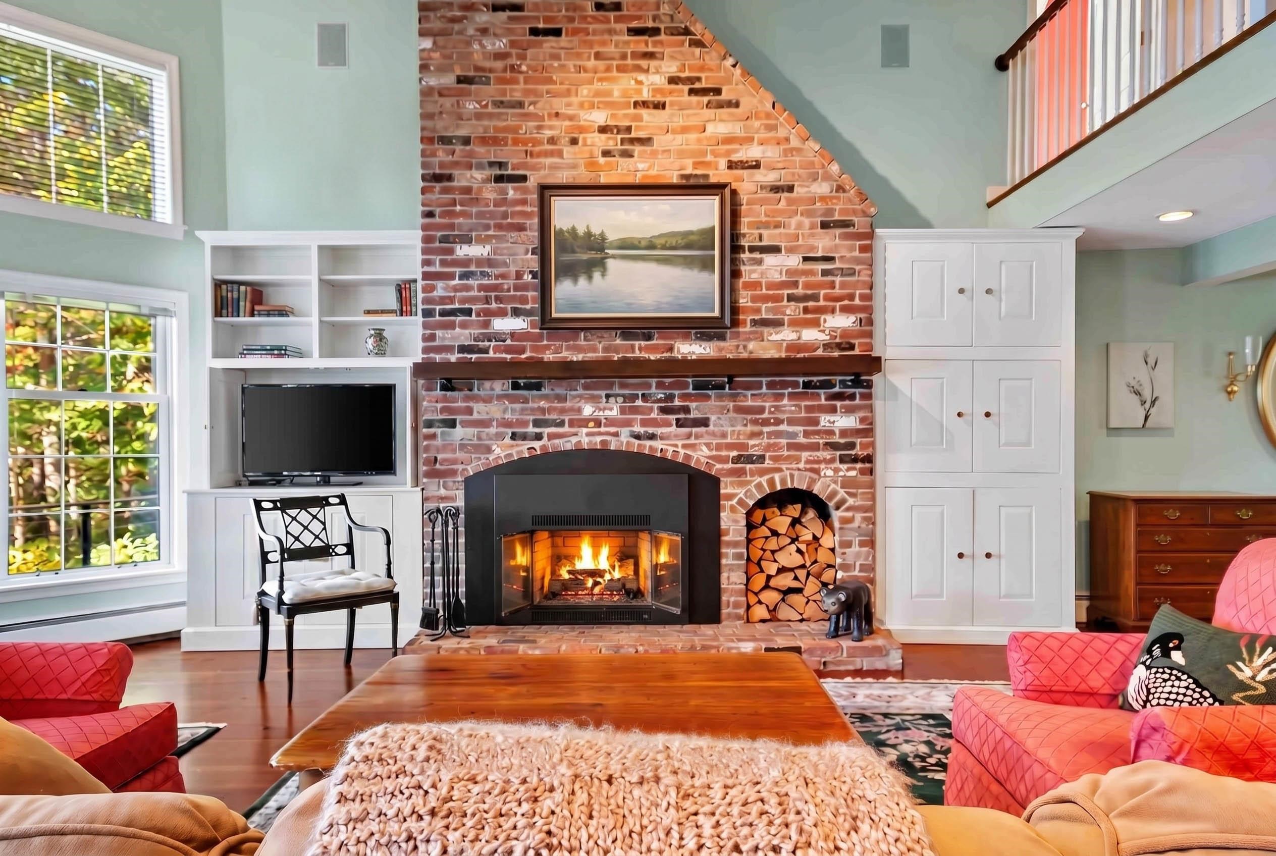 986 Lakeshore Drive