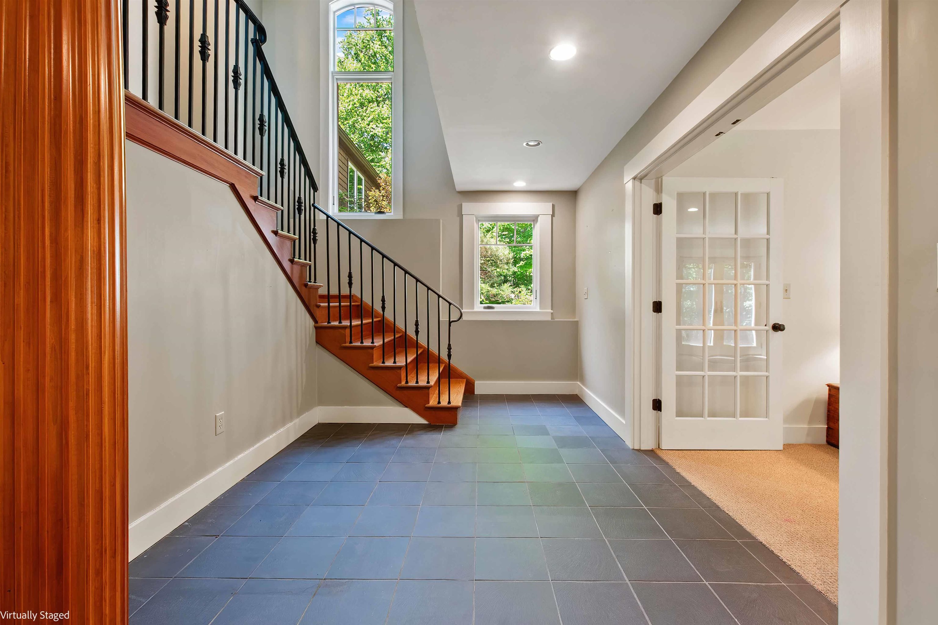 16 Heritage Drive