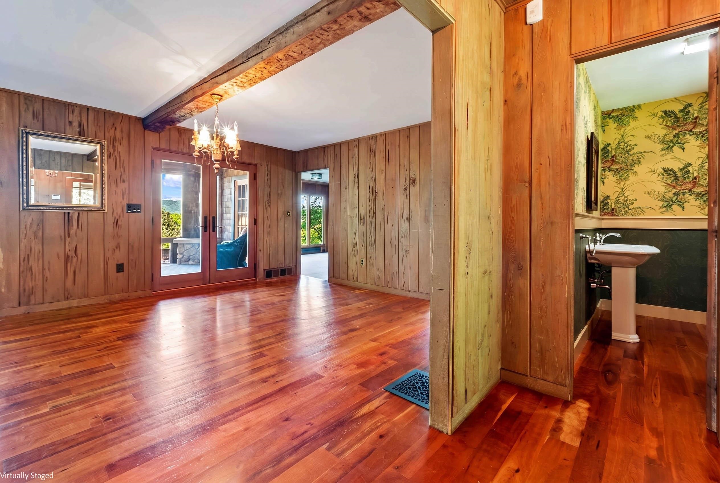 16 Heritage Drive