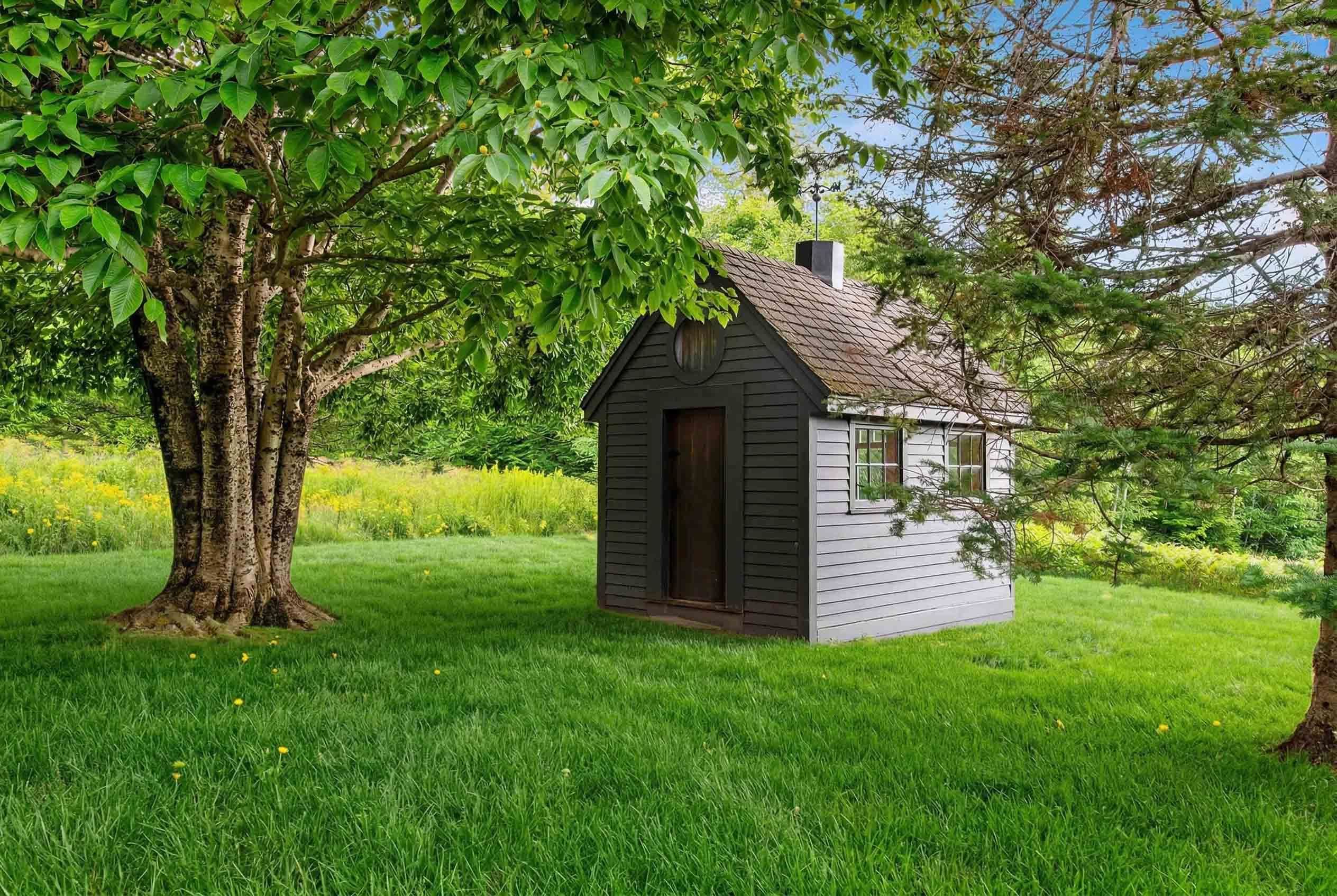 35 Wilmot Center Road