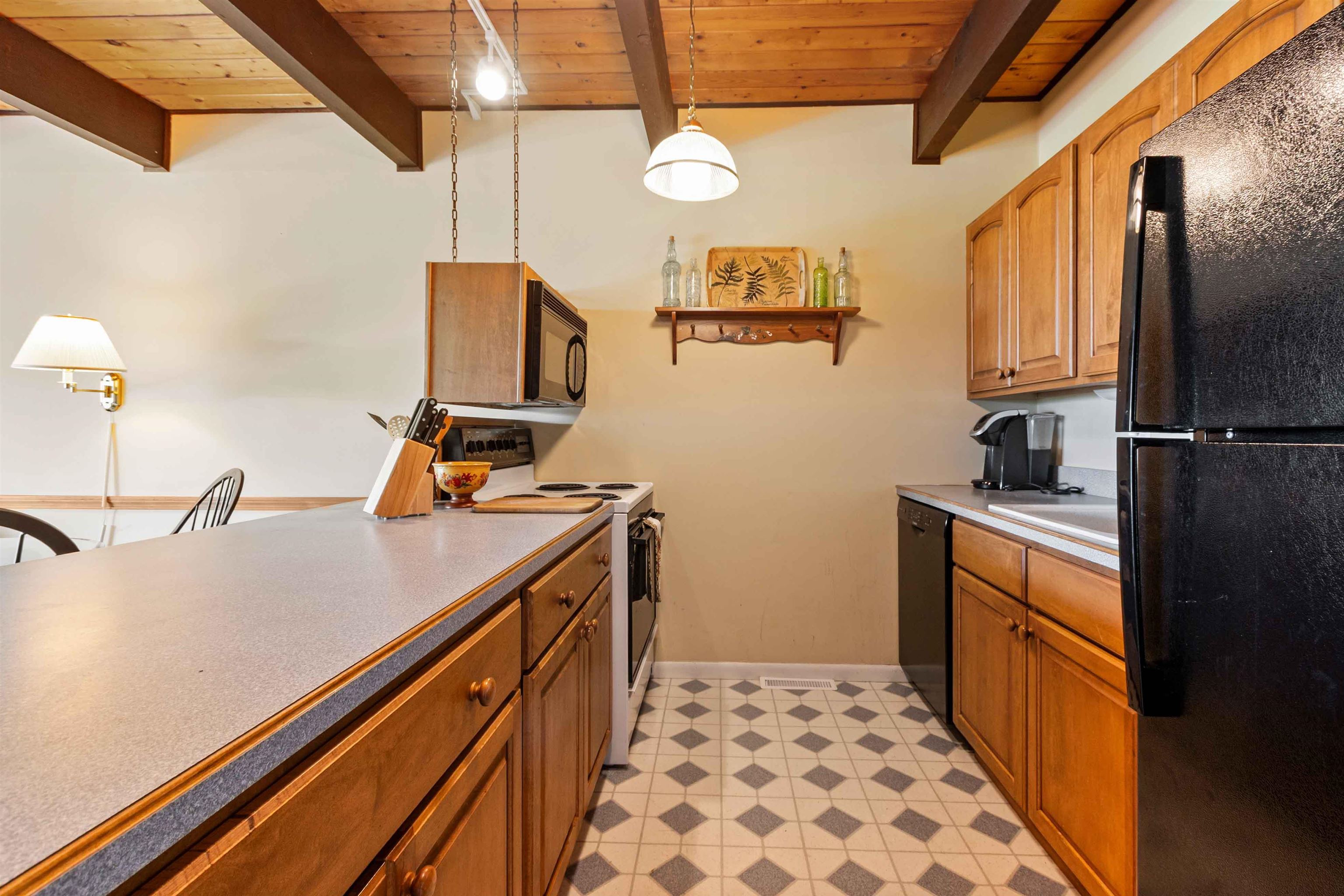 82 Tonset Slope Street Unit: 82