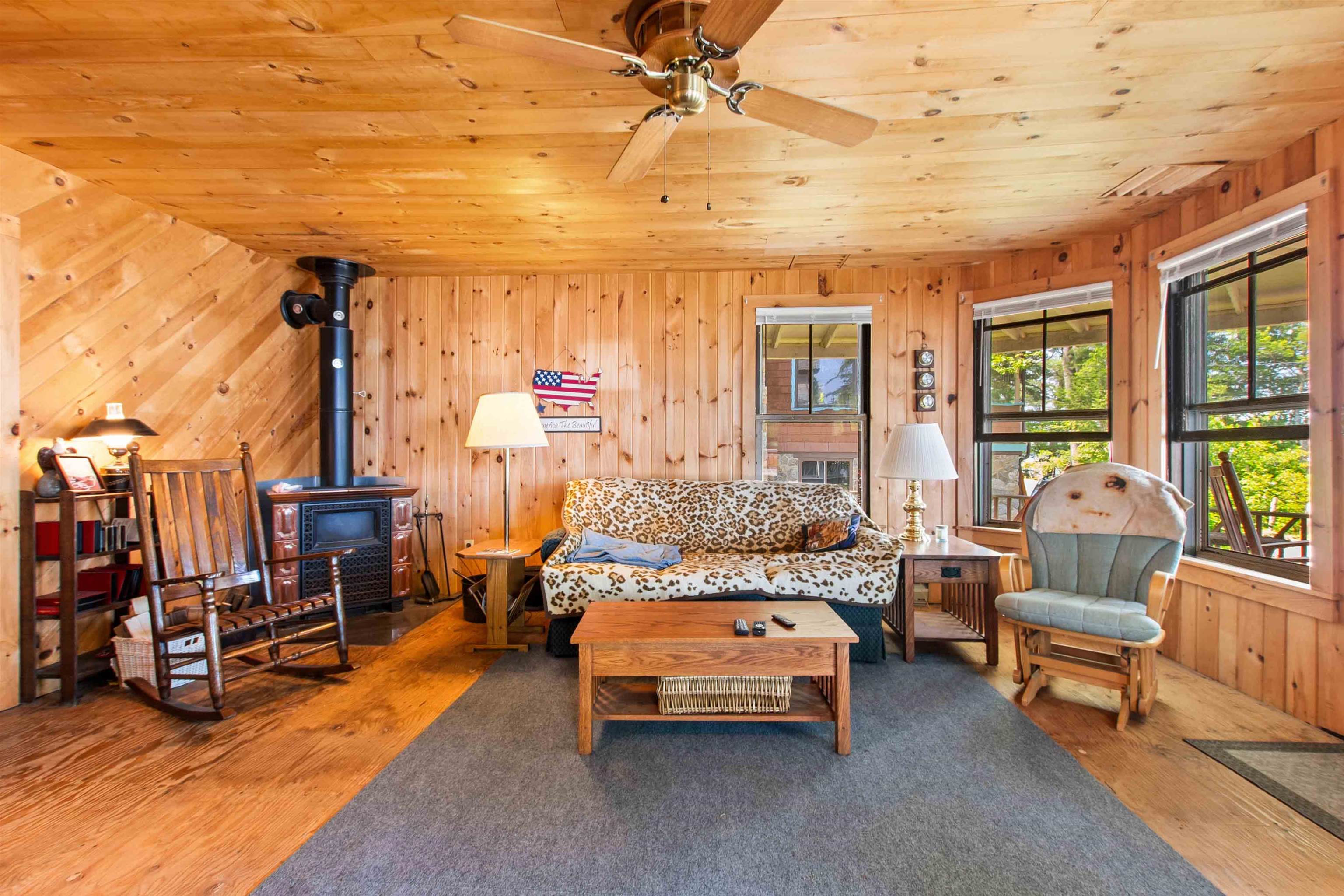 5 Lakeside Road