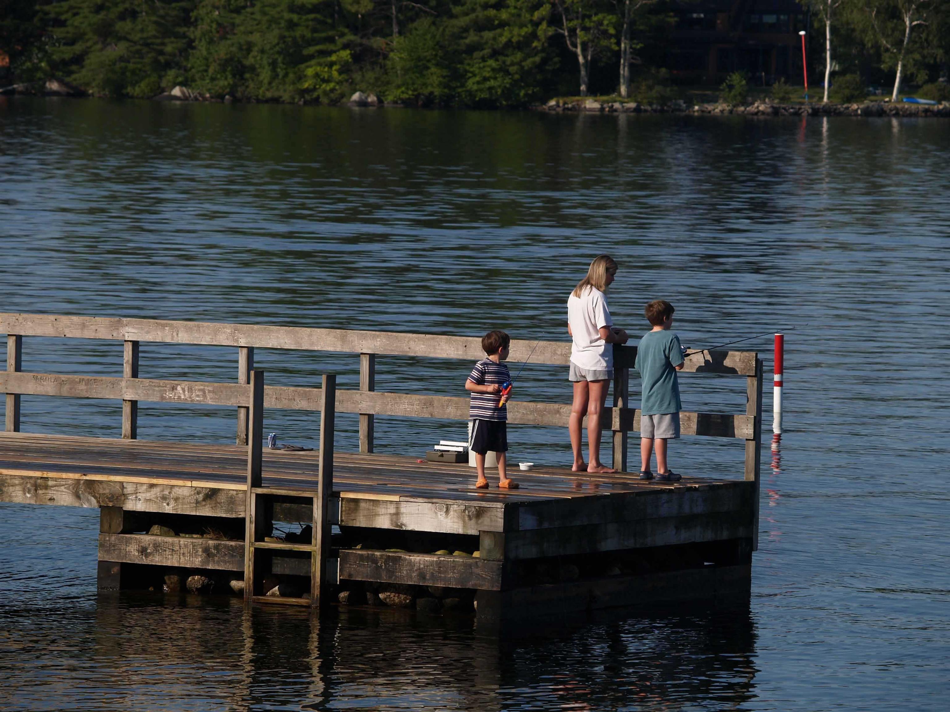 5 Lakeside Road
