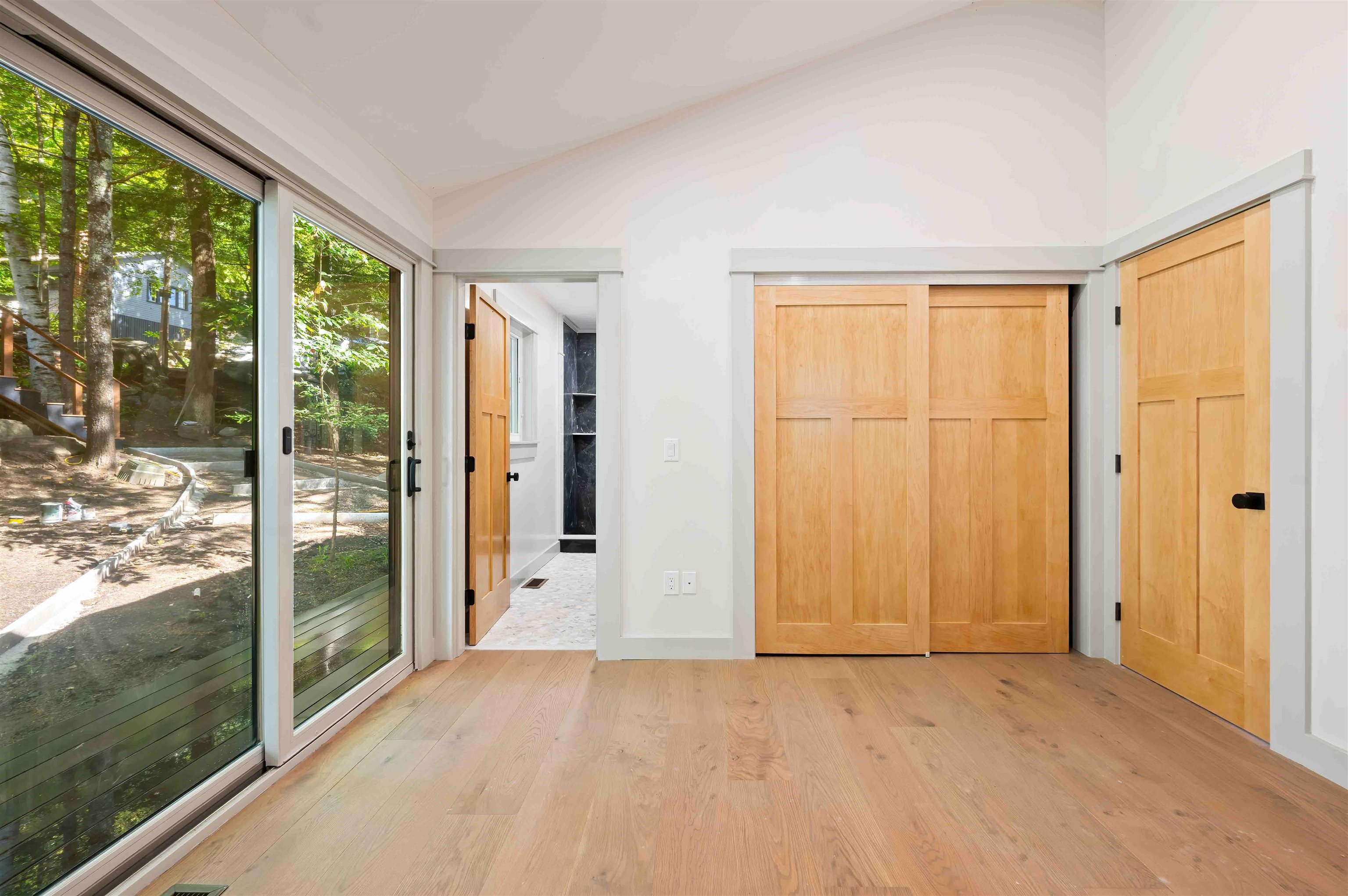 253 Lake Avenue