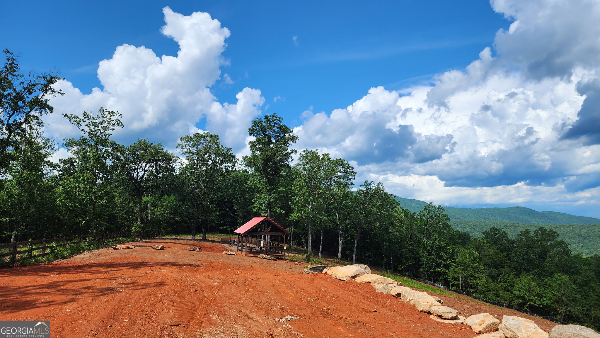 0 MOUNTAIN GLEN Court