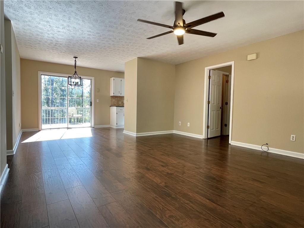 4132 Greenwood Drive