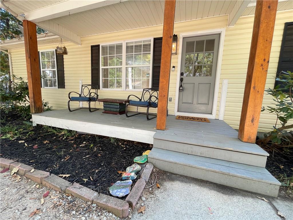 4132 Greenwood Drive