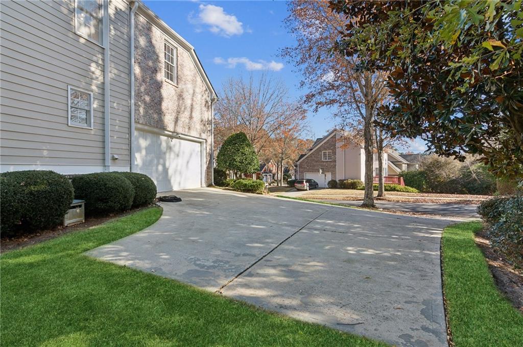 5184 Dovecote Trail