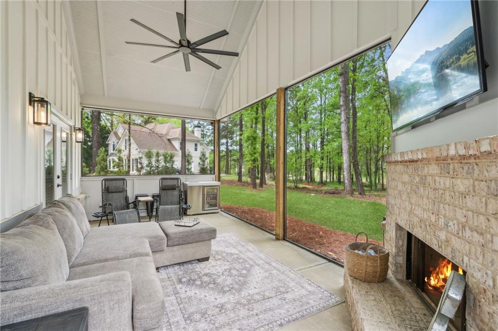 4426 Oxburgh Park