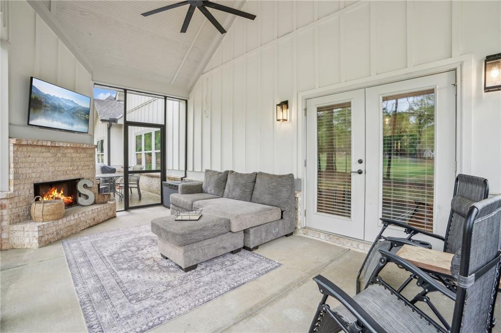 4426 Oxburgh Park