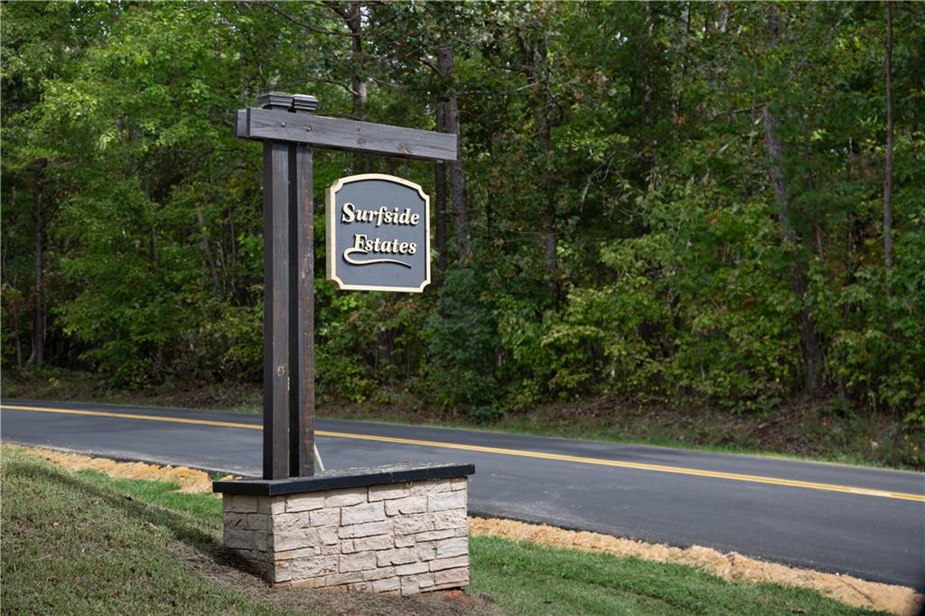 3831 Skyline Drive