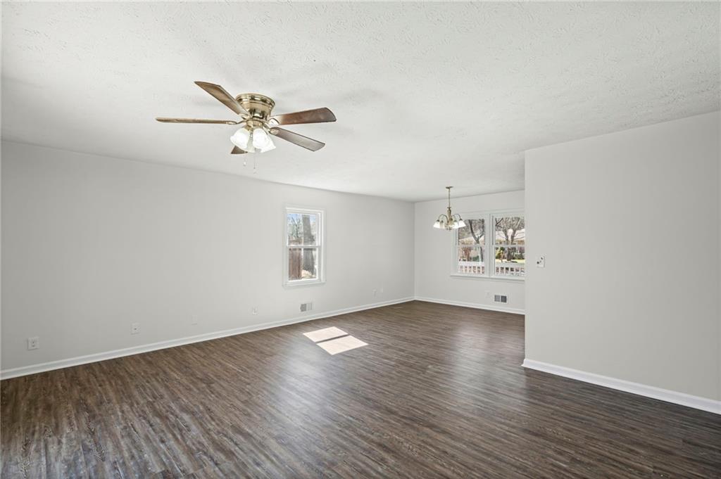 3125 Mangum Drive