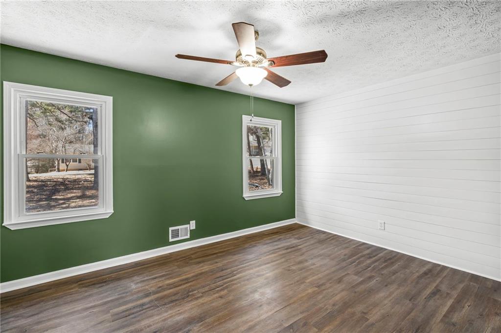 3125 Mangum Drive
