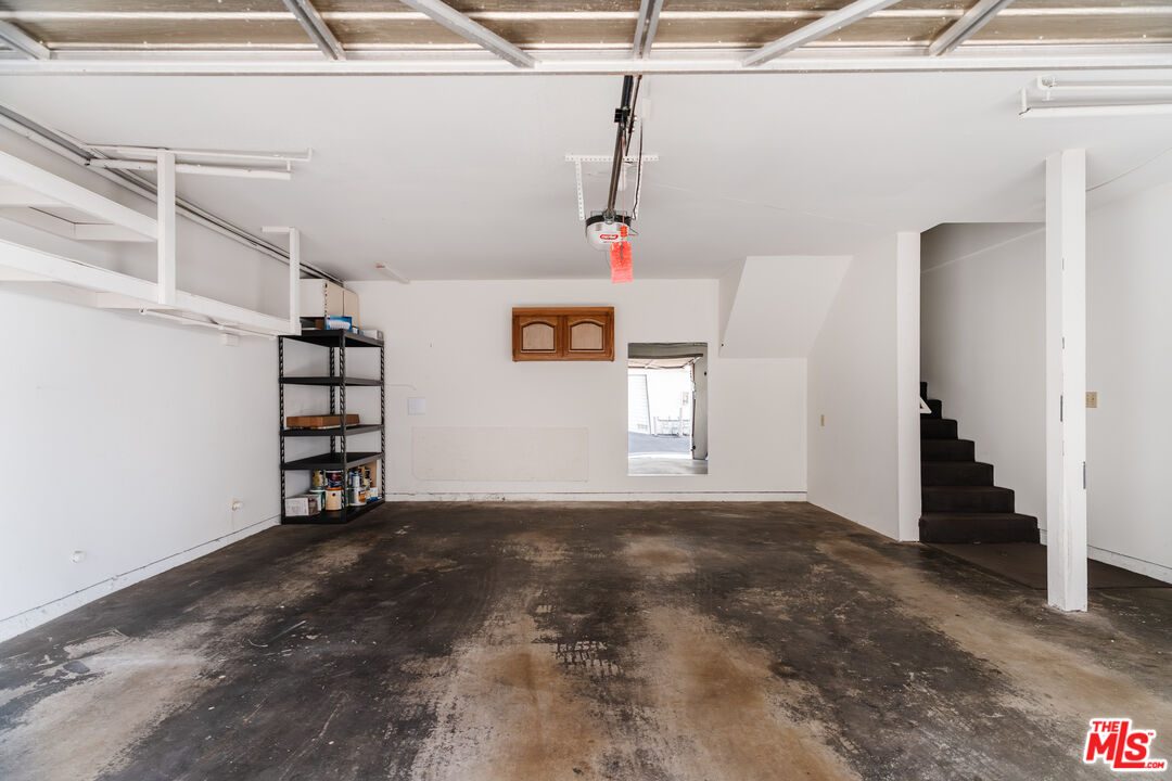 18348 Collins St Unit: C