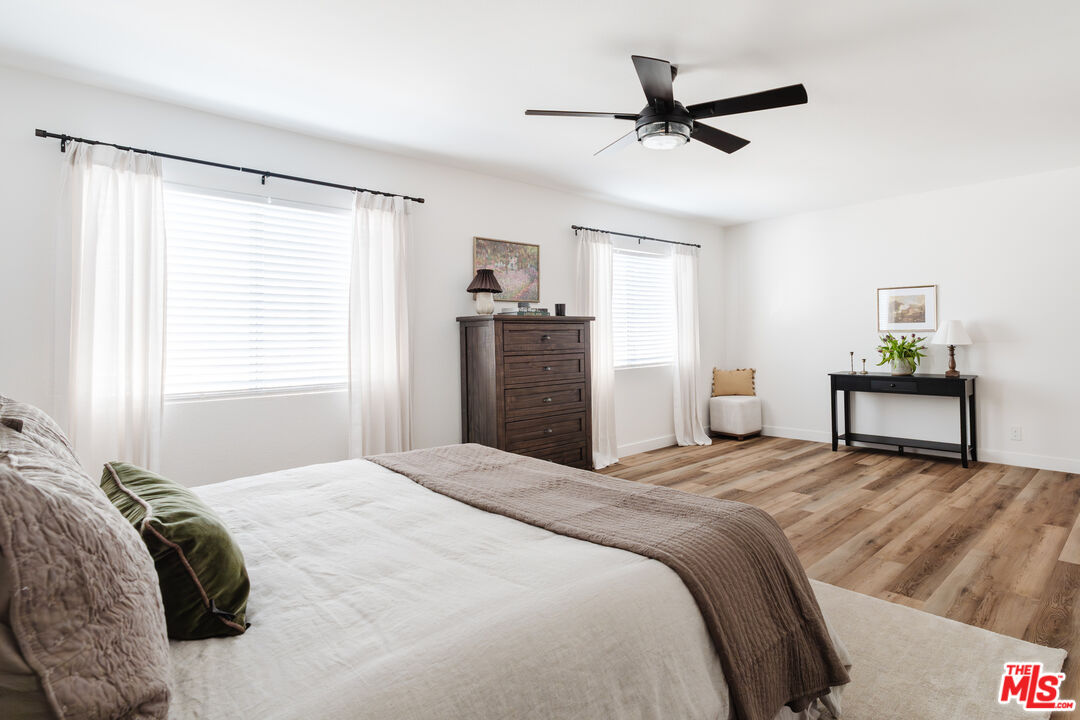 18348 Collins St Unit: C