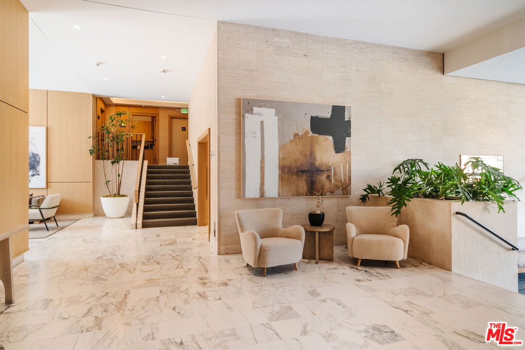 999 N Doheny Dr Unit: 1003
