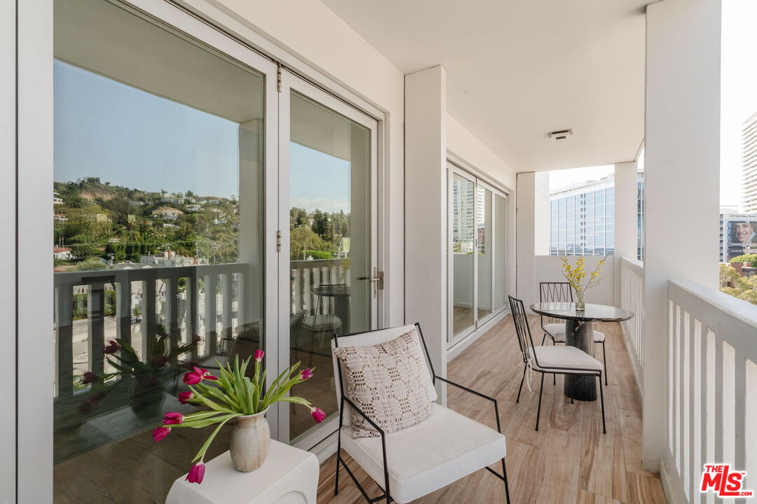999 N Doheny Dr Unit: 1003