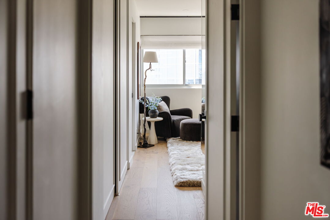 999 N Doheny Dr Unit: 1003